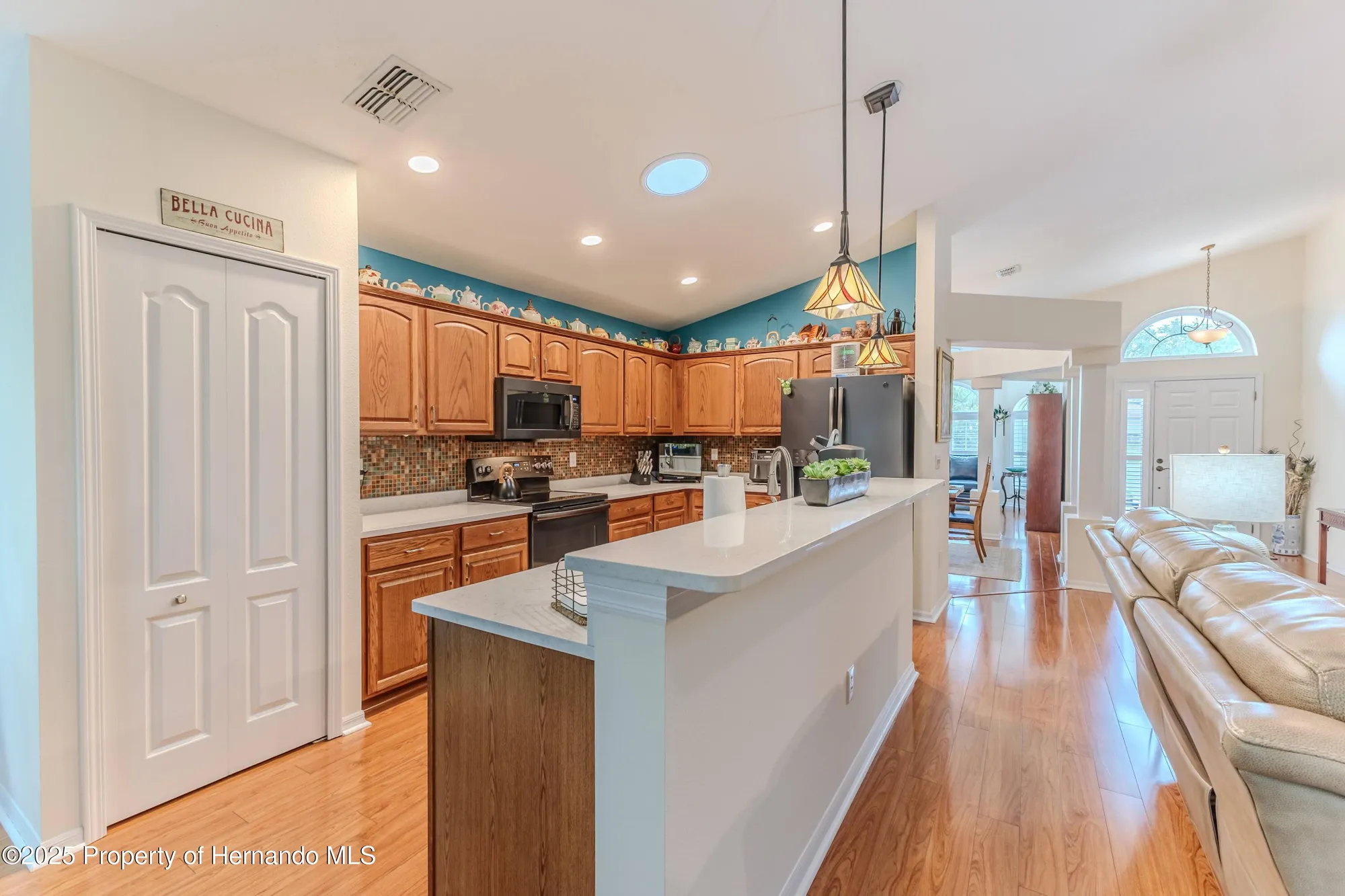 Property Slideshow image 19 of 50 | 11750 teapot ct, Spring Hill, FL, 34609