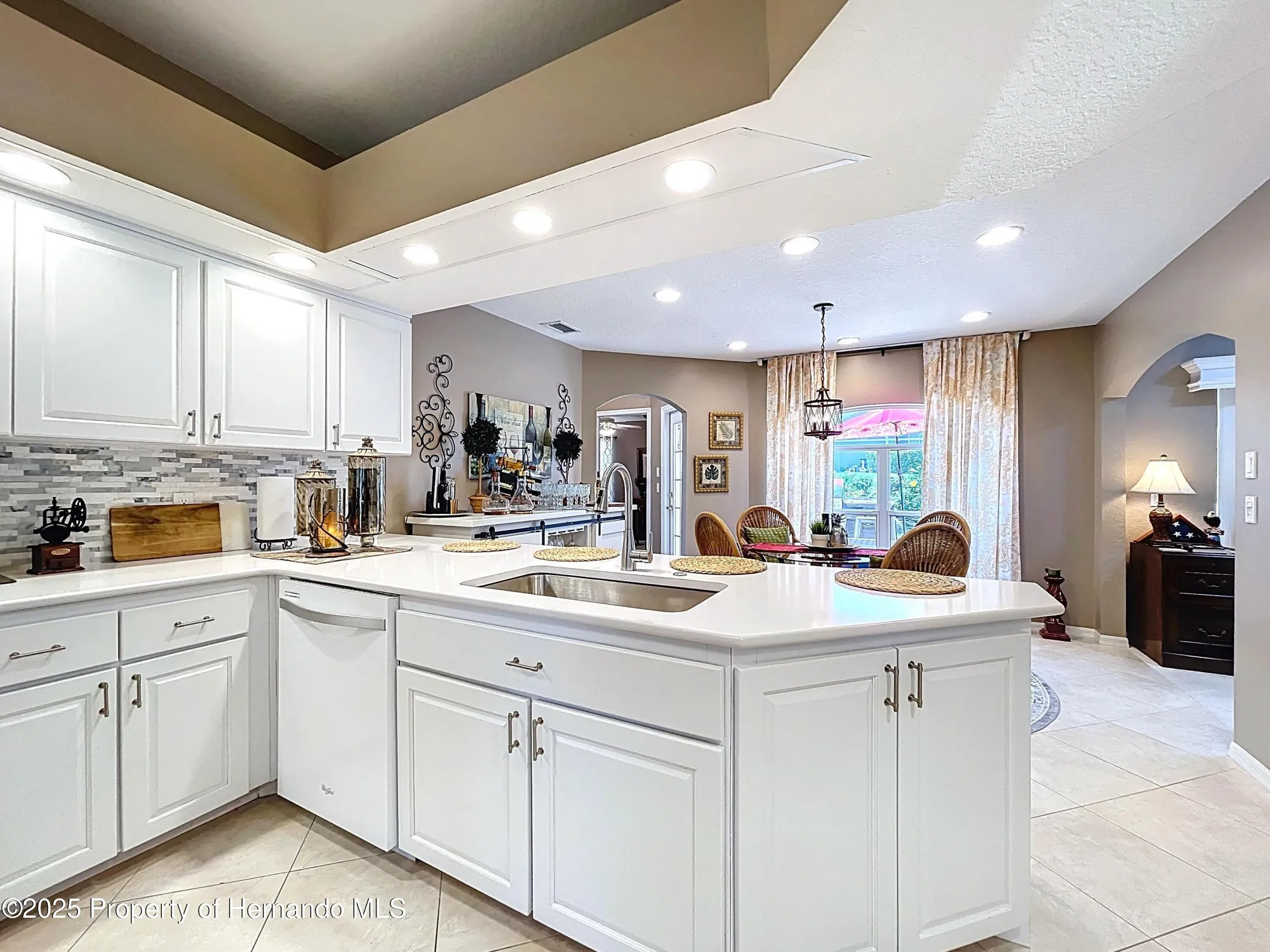 Property Slideshow image 23 of 73 | 8420 maybelle dr, Weeki Wachee, FL, 34613