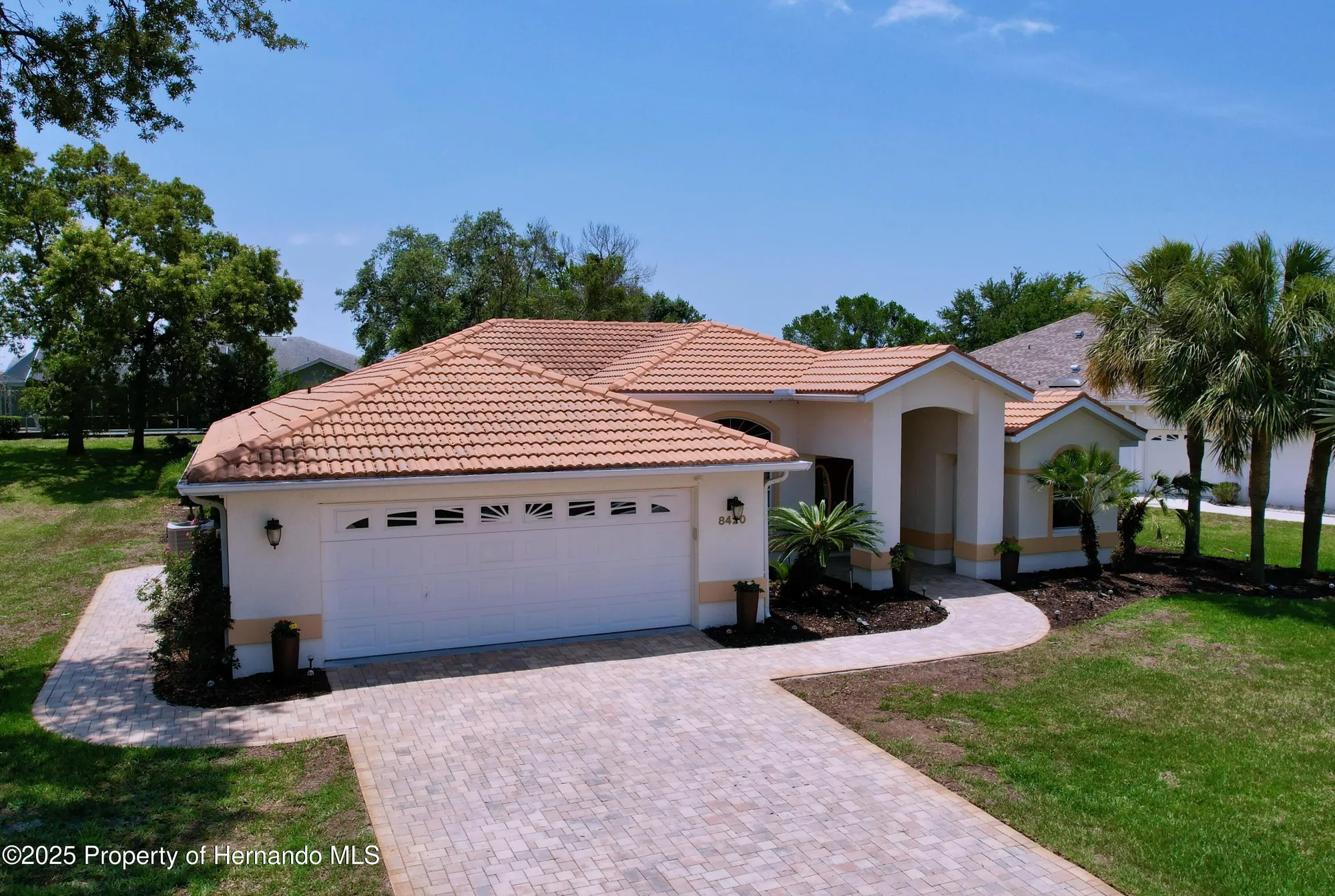 Property Slideshow image 2 of 73 | 8420 maybelle dr, Weeki Wachee, FL, 34613