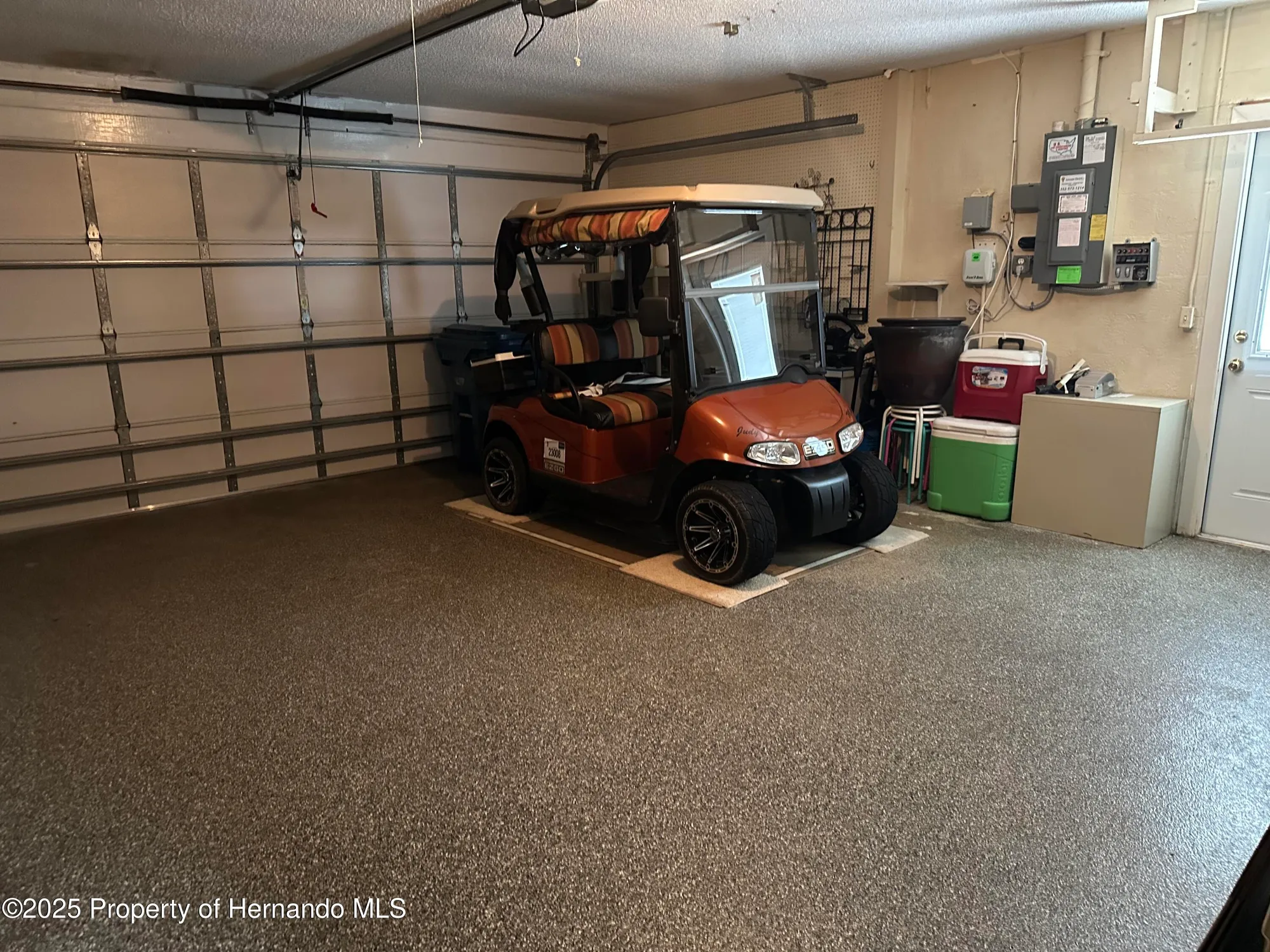 Property Slideshow image 35 of 50 | 2351 palm springs ct, Spring Hill, FL, 34606