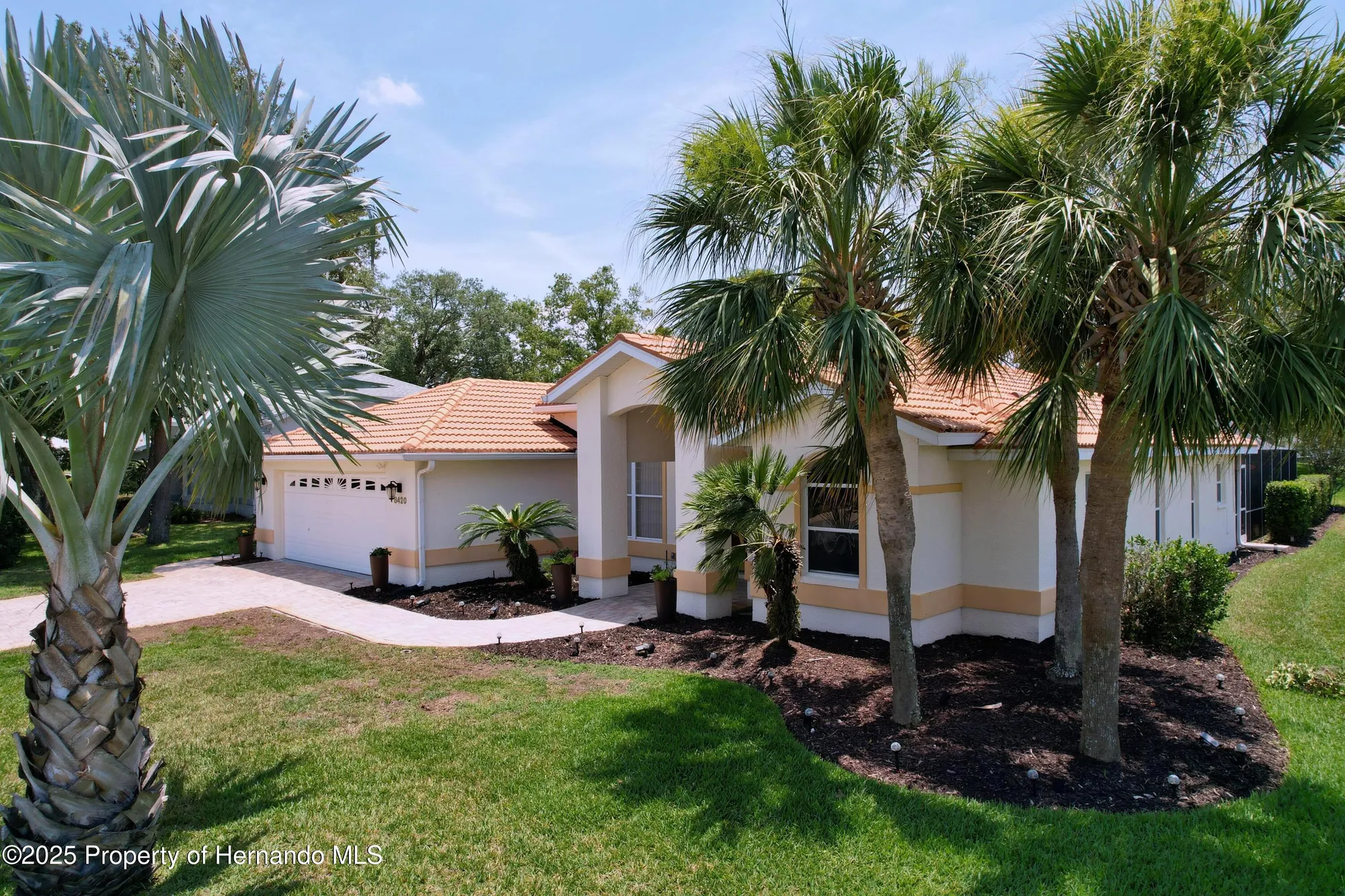 Property Slideshow image 3 of 73 | 8420 maybelle dr, Weeki Wachee, FL, 34613