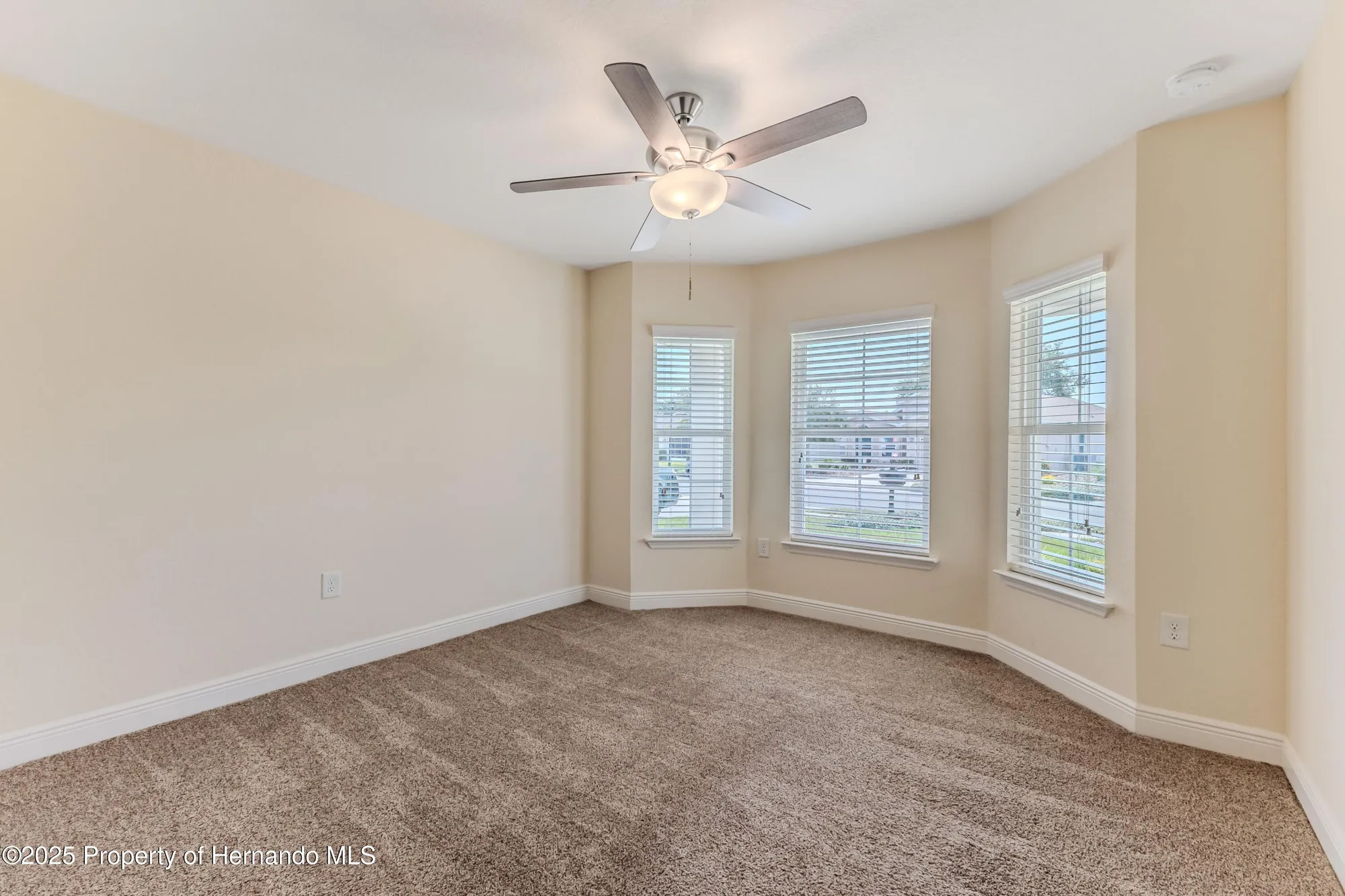 Property Slideshow image 28 of 39 | 1151 mystic ct, Spring Hill, FL, 34609