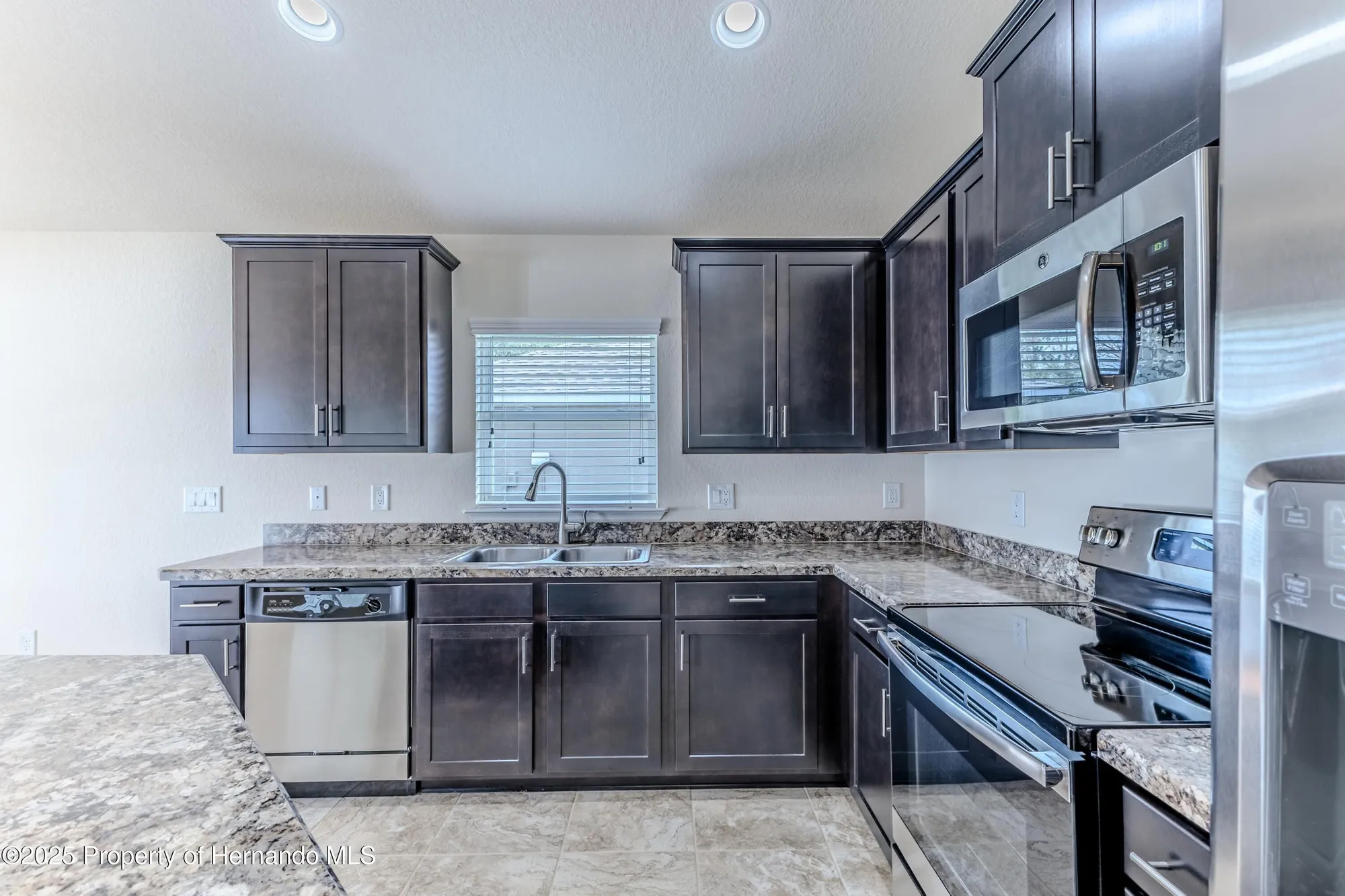 Property Slideshow image 15 of 39 | 1151 mystic ct, Spring Hill, FL, 34609