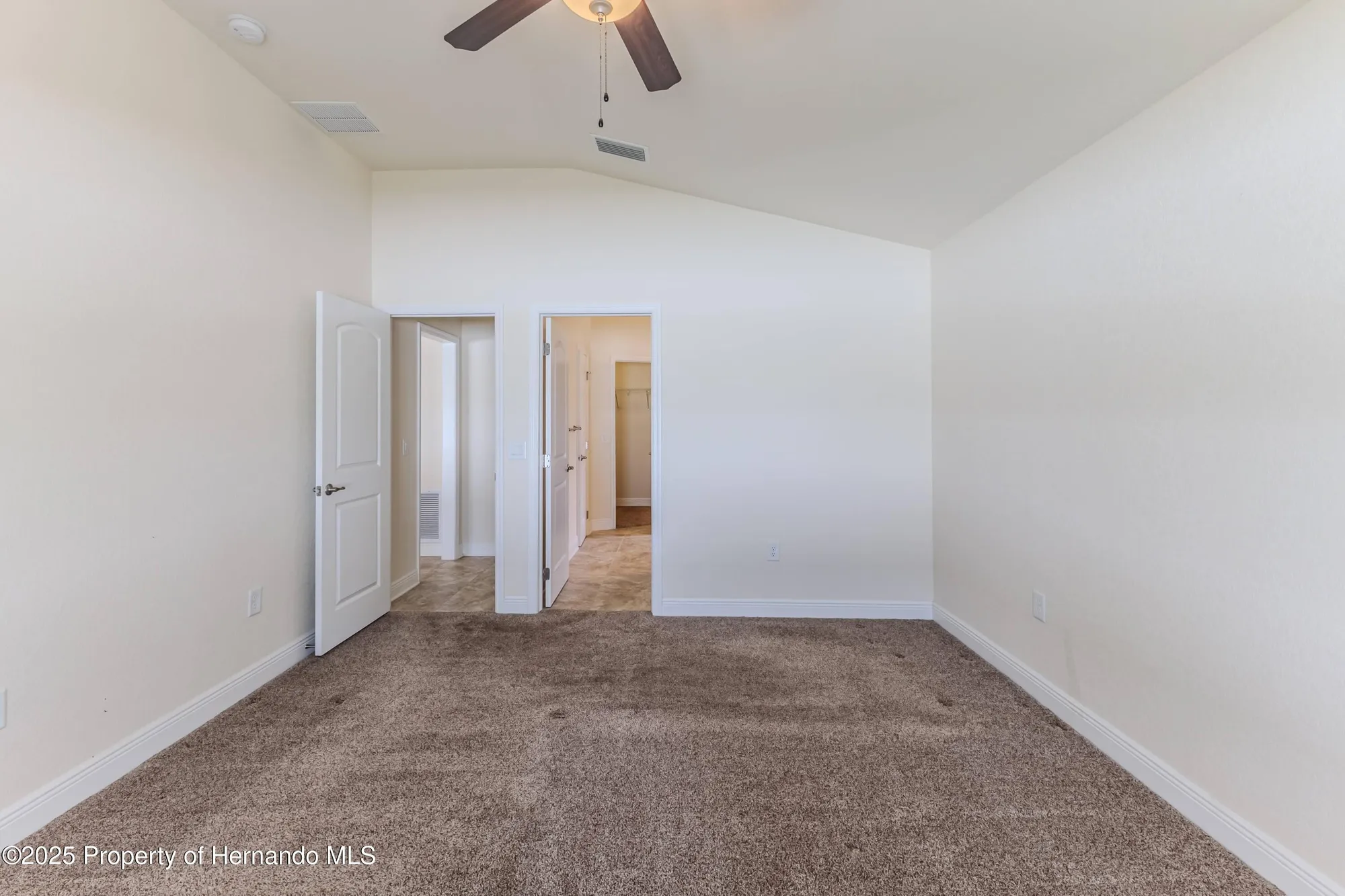 Property Slideshow image 21 of 39 | 1151 mystic ct, Spring Hill, FL, 34609