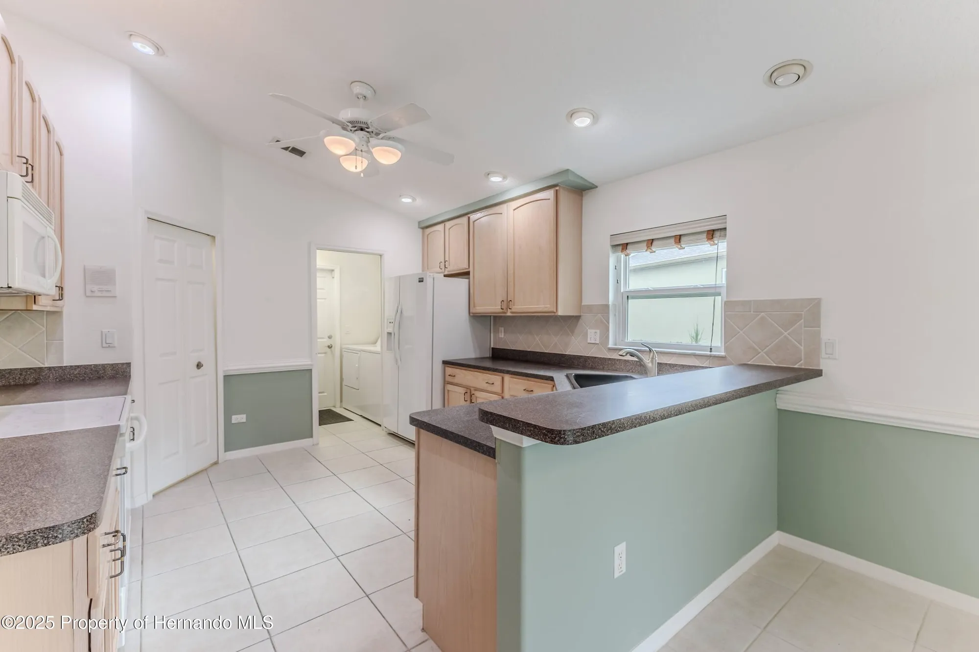 Property Slideshow image 13 of 49 | 11330 leeds dr, Spring Hill, FL, 34609