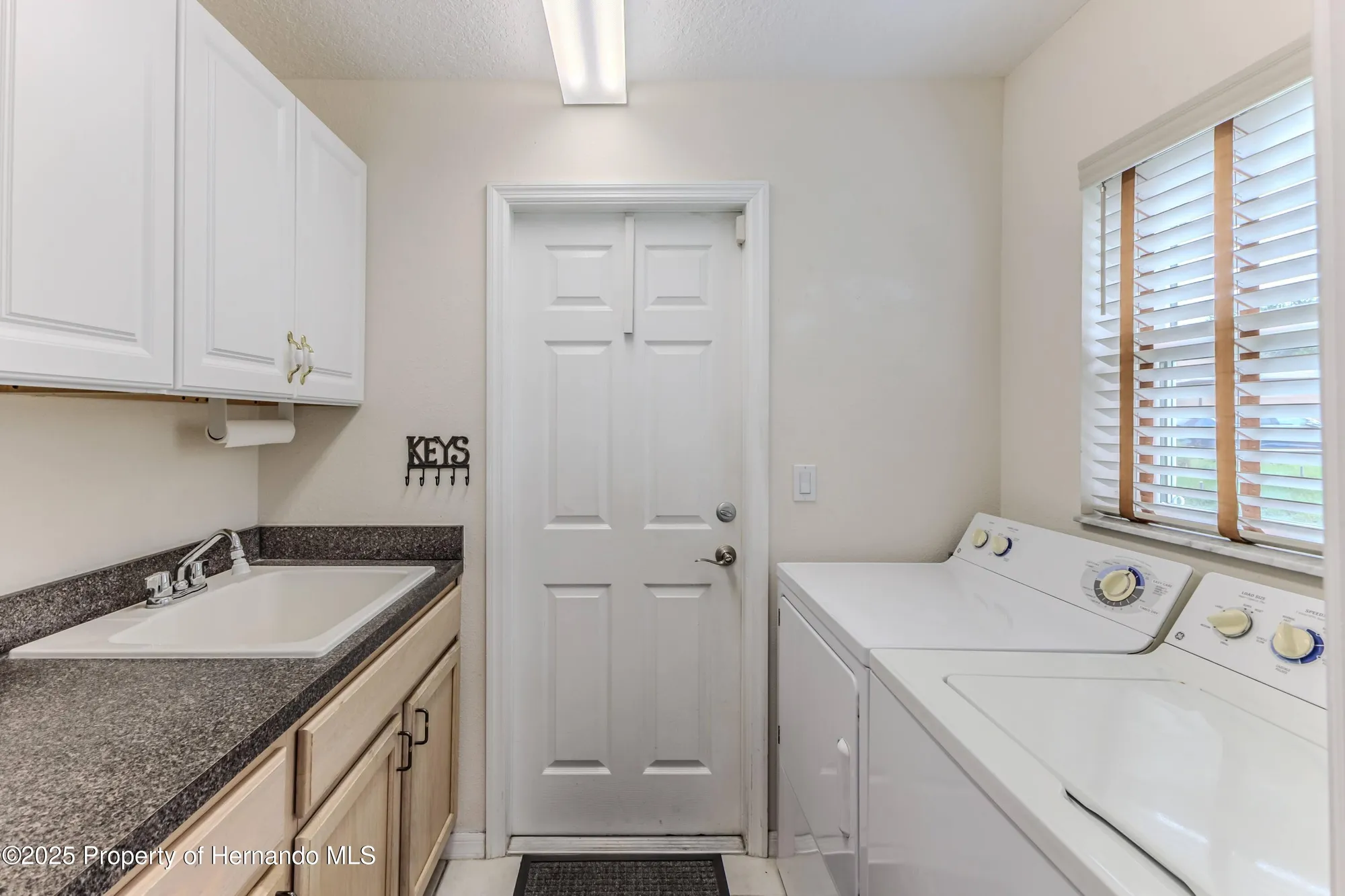 Property Slideshow image 18 of 49 | 11330 leeds dr, Spring Hill, FL, 34609