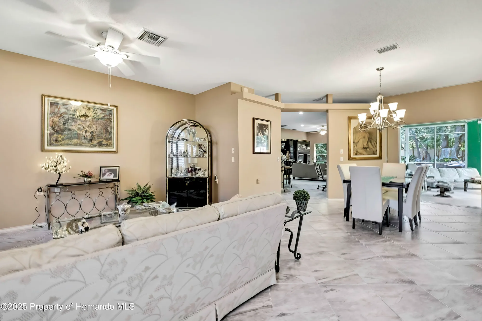 Property Slideshow image 2 of 44 | 3140 quail hollow ct, Spring Hill, FL, 34606
