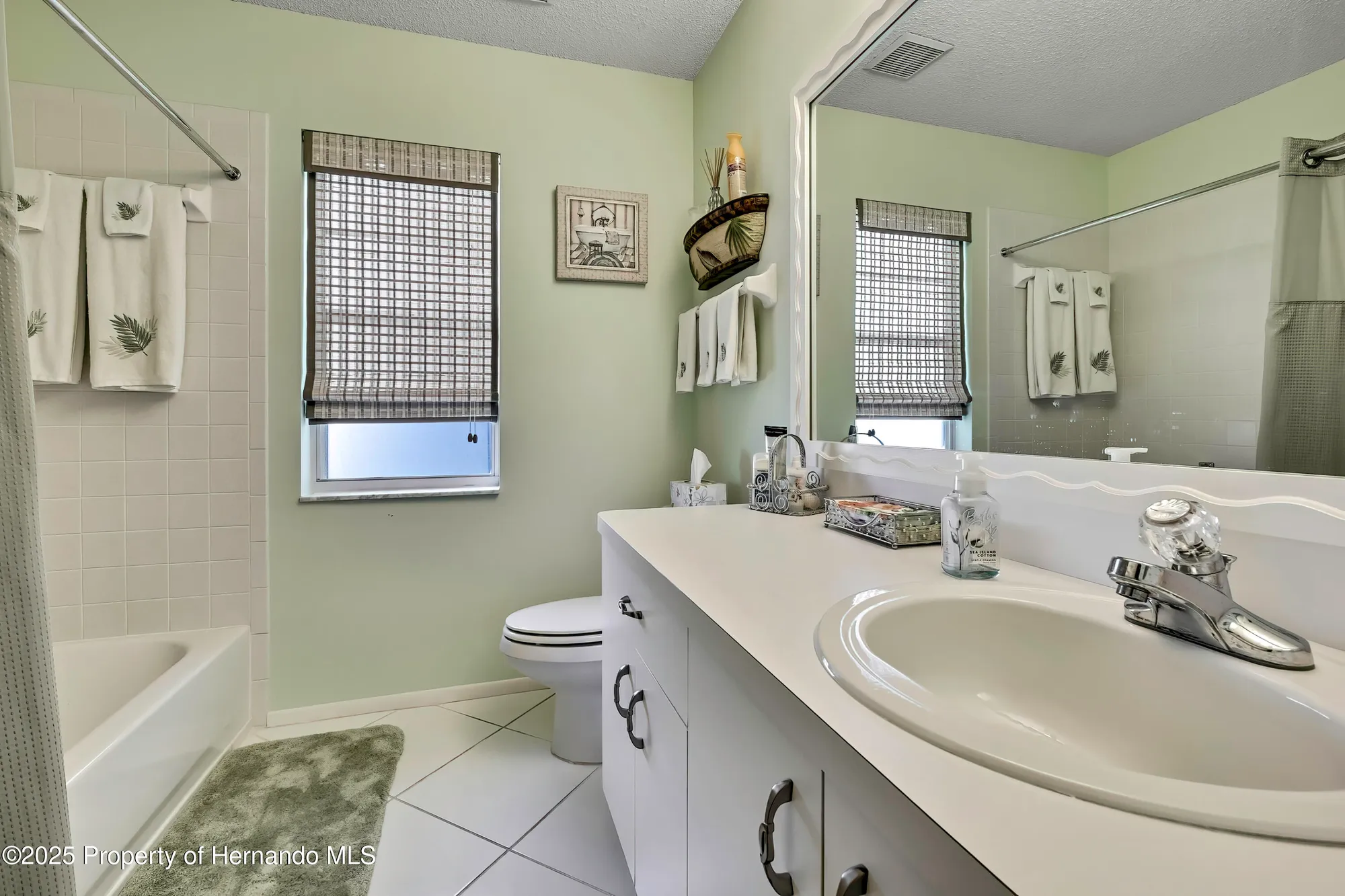 Property Slideshow image 34 of 44 | 3140 quail hollow ct, Spring Hill, FL, 34606
