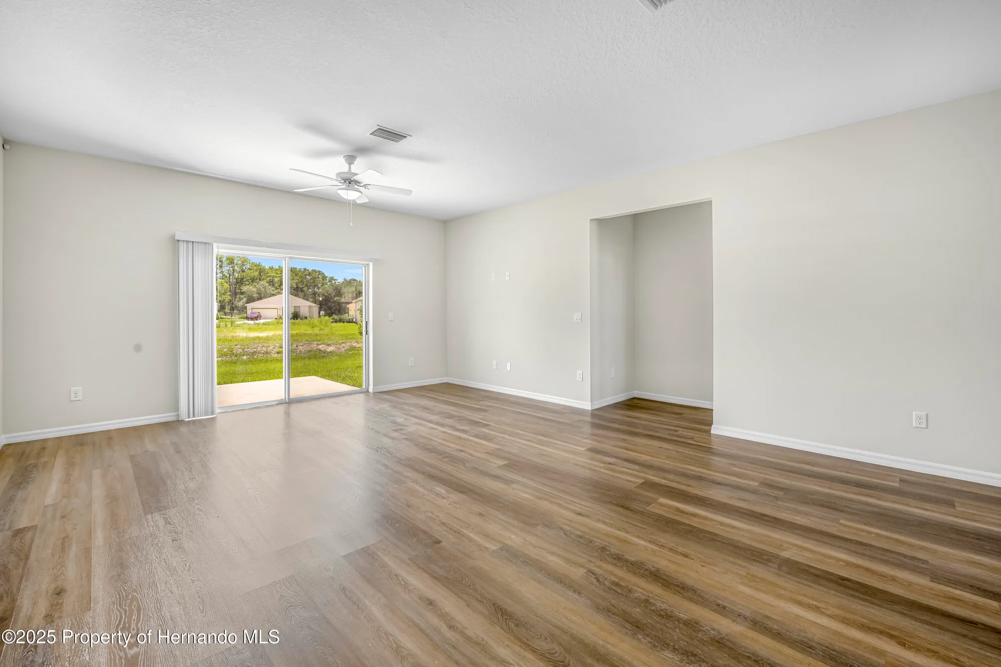 Property Slideshow image 10 of 75 | 9322 seve ct, Weeki Wachee, FL, 34613