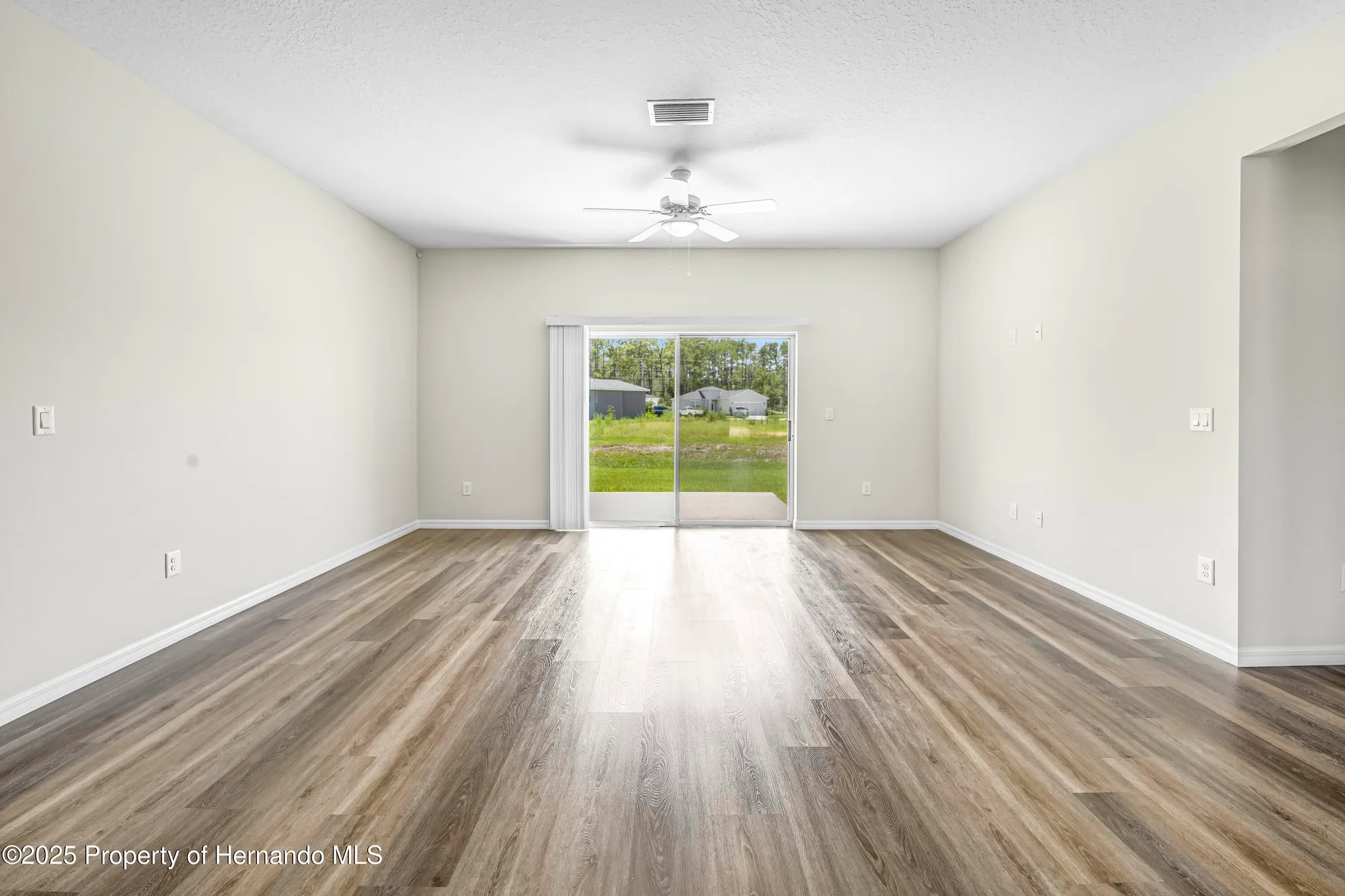 Property Slideshow image 21 of 75 | 9322 seve ct, Weeki Wachee, FL, 34613
