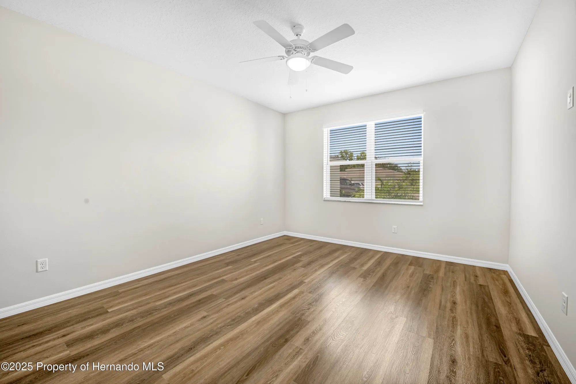 Property Slideshow image 31 of 75 | 9322 seve ct, Weeki Wachee, FL, 34613