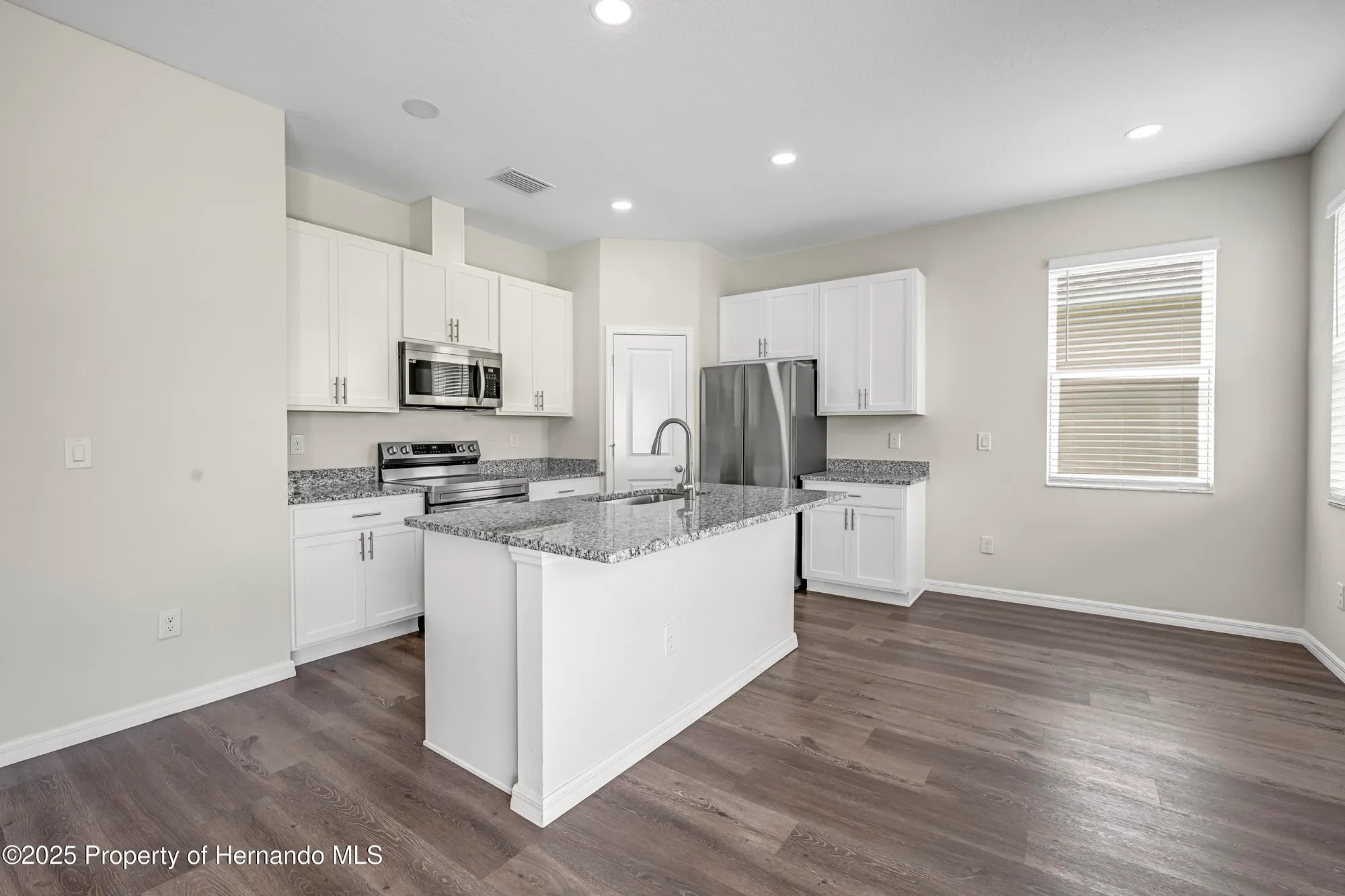 Property Slideshow image 10 of 79 | 9081 wade st, Weeki Wachee, FL, 34613