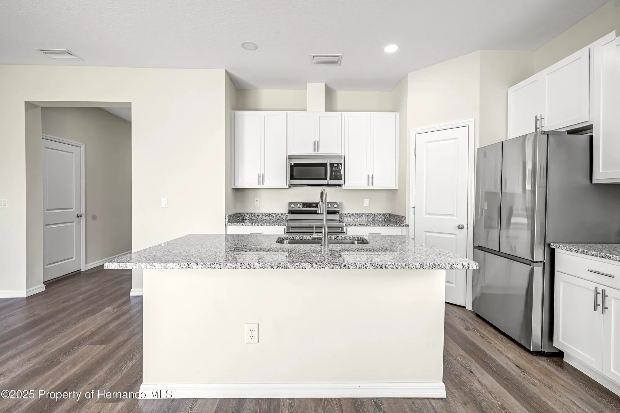 Property Slideshow image 12 of 79 | 9081 wade st, Weeki Wachee, FL, 34613