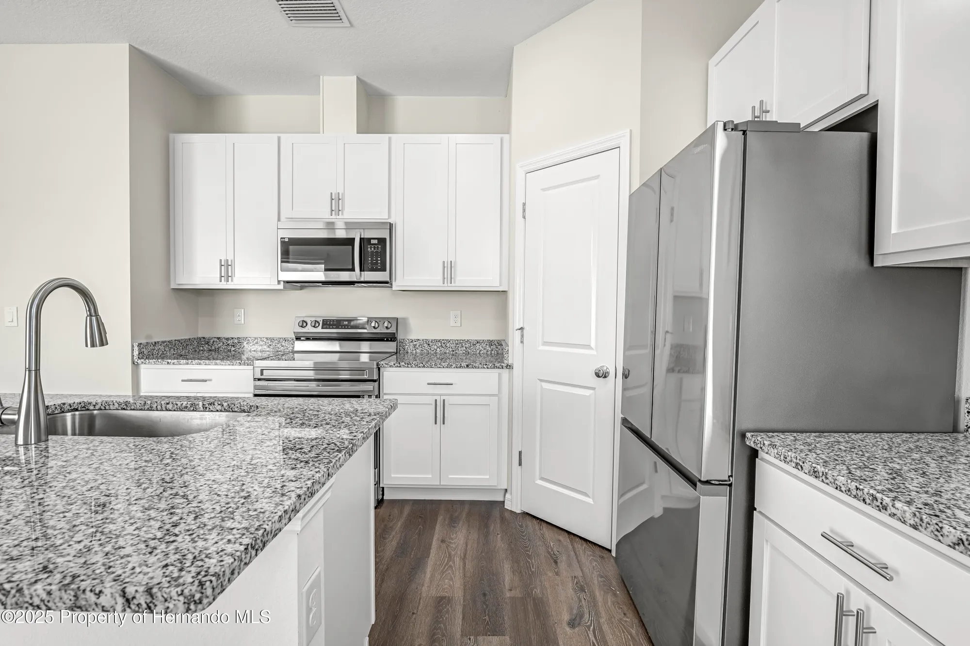 Property Slideshow image 14 of 79 | 9081 wade st, Weeki Wachee, FL, 34613