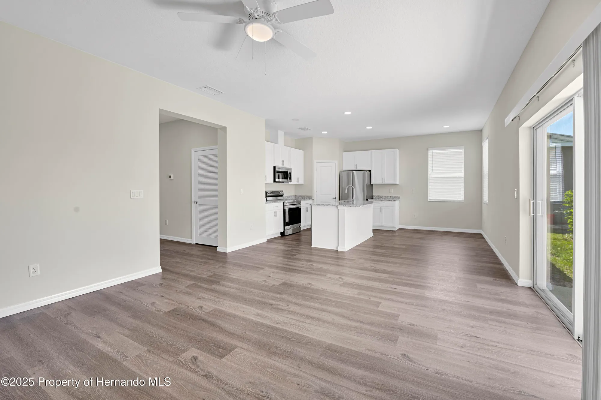 Property Slideshow image 31 of 79 | 9081 wade st, Weeki Wachee, FL, 34613