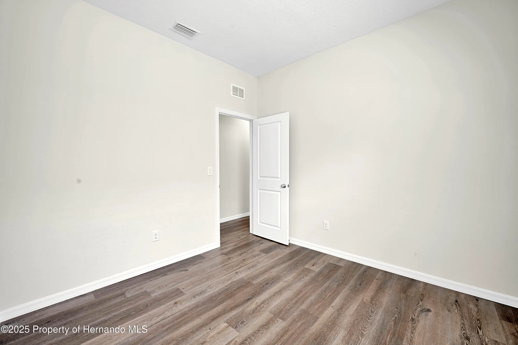 Property Slideshow image 36 of 79 | 9081 wade st, Weeki Wachee, FL, 34613