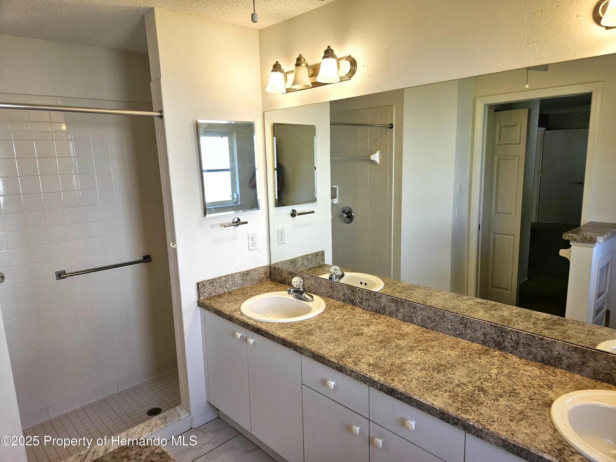 Property Slideshow image 11 of 16 | 2163 terrace view ln, Spring Hill, FL, 34606