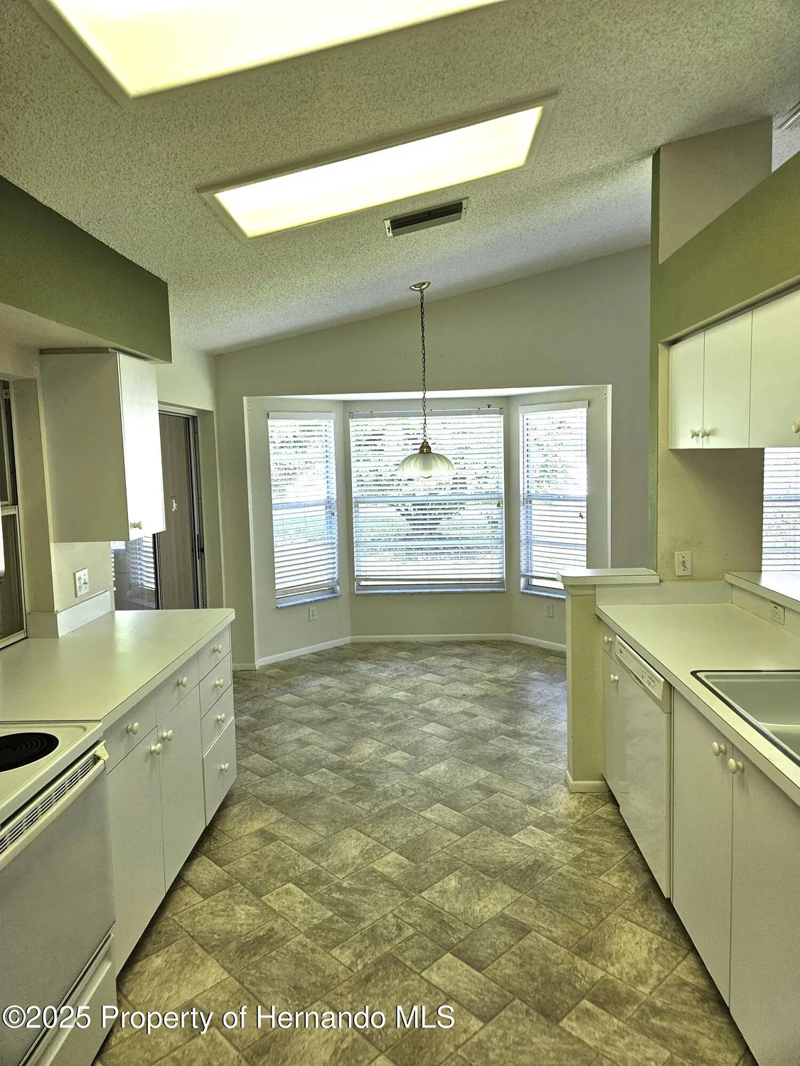 Property Slideshow image 5 of 16 | 2163 terrace view ln, Spring Hill, FL, 34606