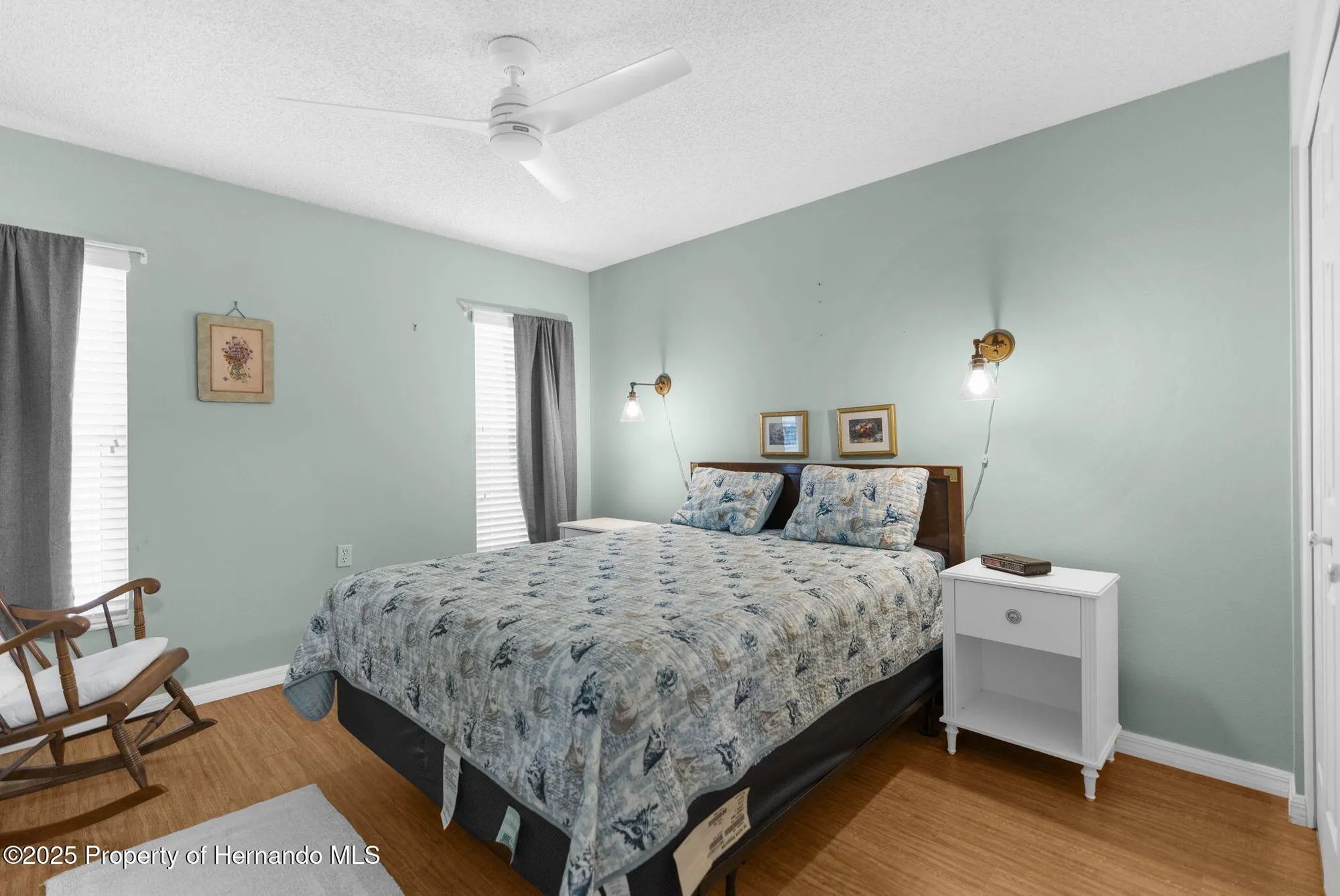 Property Slideshow image 19 of 28 | 2047 springmeadow dr, Spring Hill, FL, 34606