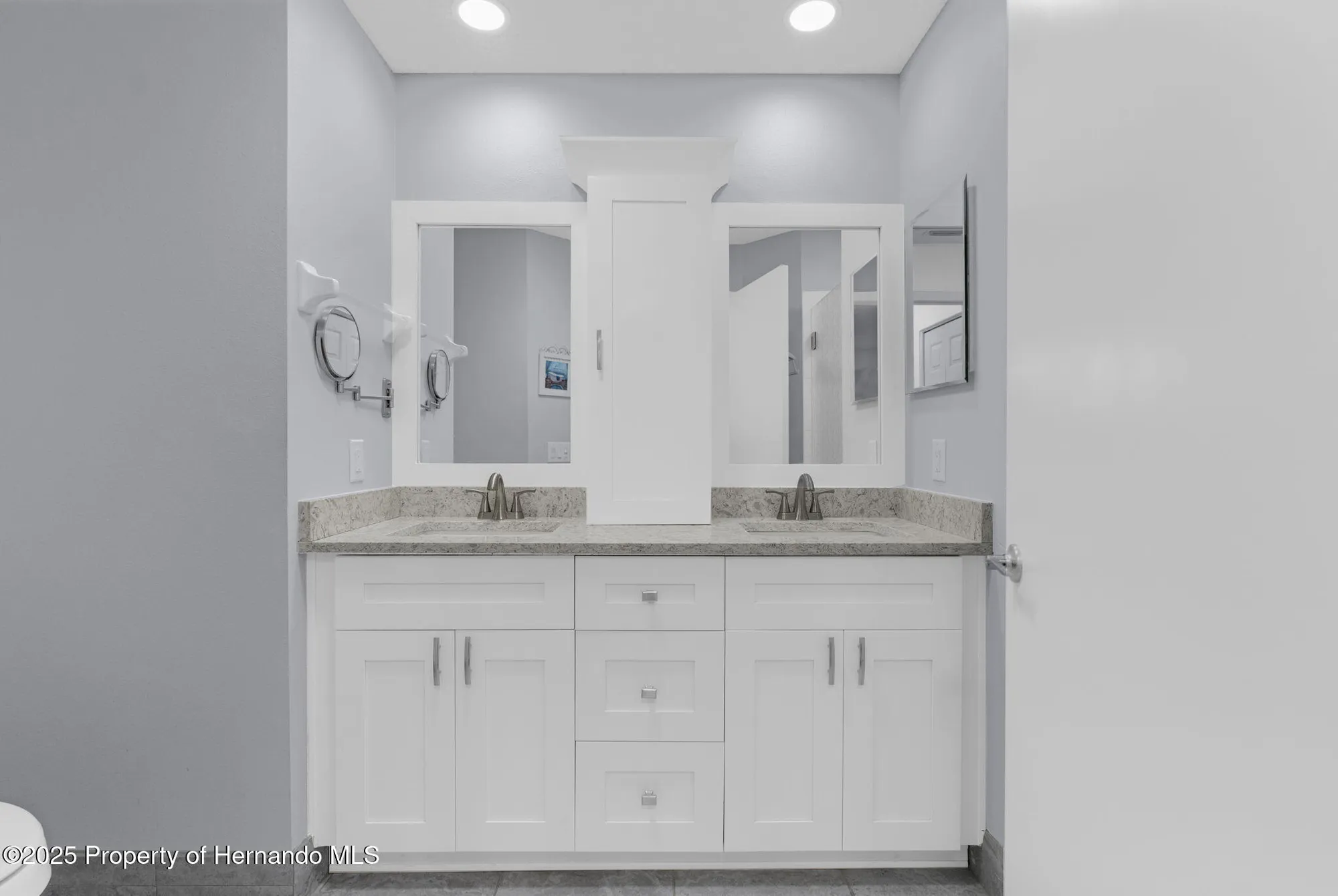 Property Slideshow image 21 of 28 | 2047 springmeadow dr, Spring Hill, FL, 34606