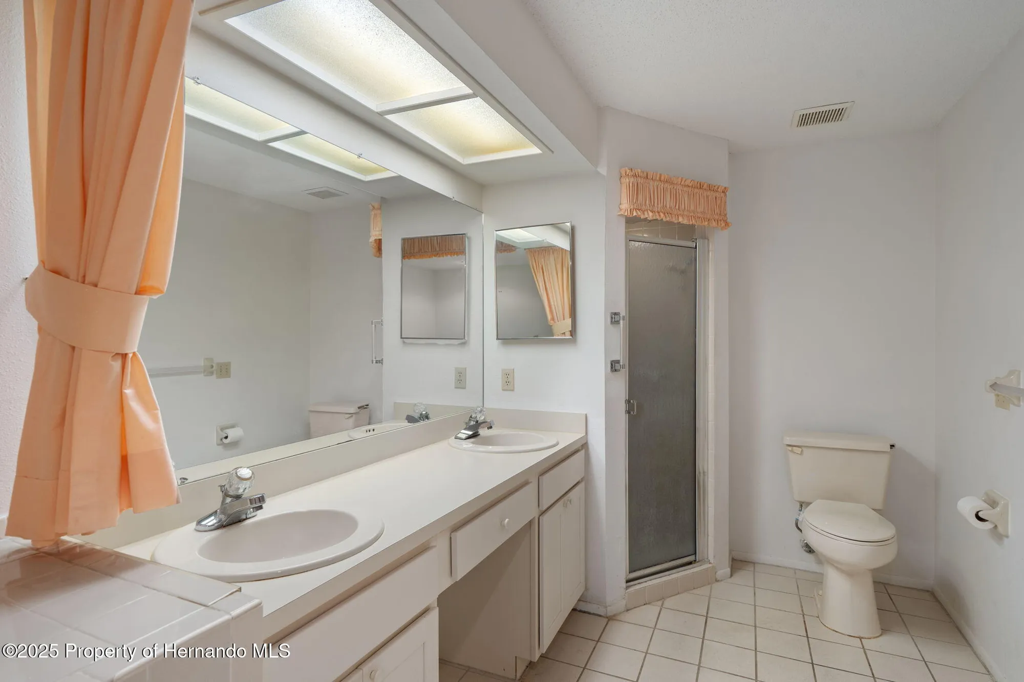 Property Slideshow image 30 of 88 | 6736 oak cluster cir, Spring Hill, FL, 34606