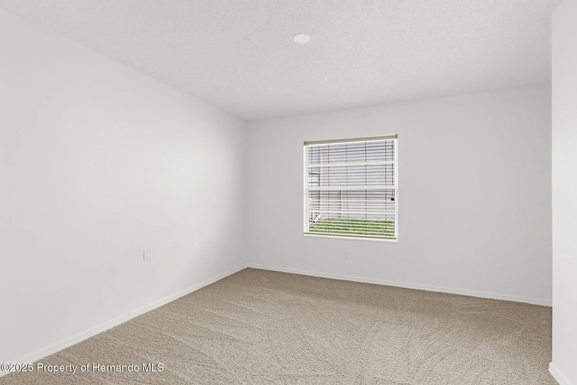 Property Slideshow image 16 of 31 | 7490 bridgewater ln, Spring Hill, FL, 34606