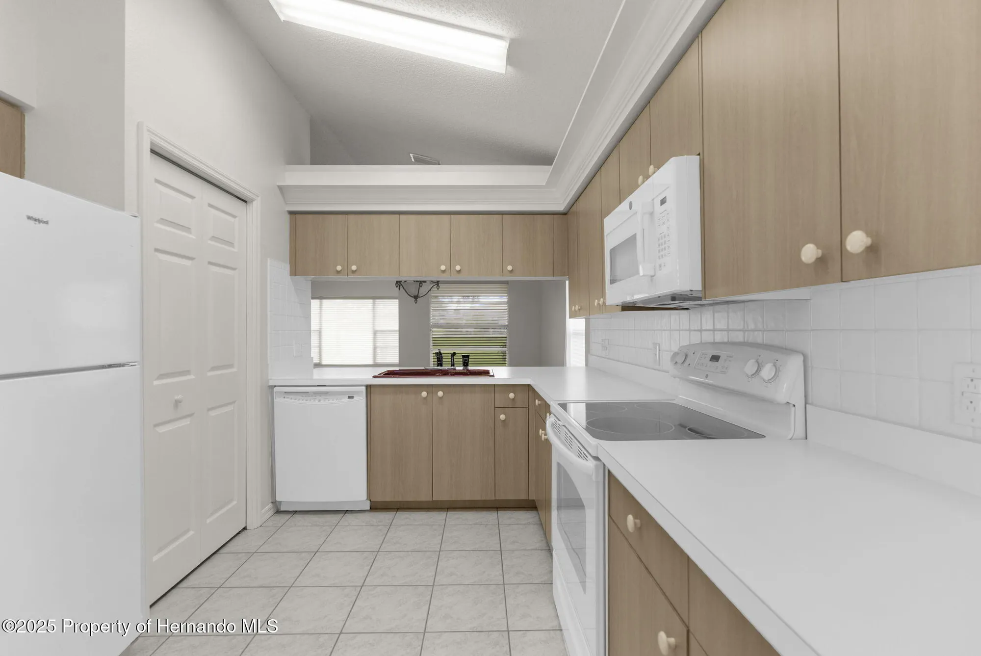 Property Slideshow image 21 of 31 | 7490 bridgewater ln, Spring Hill, FL, 34606