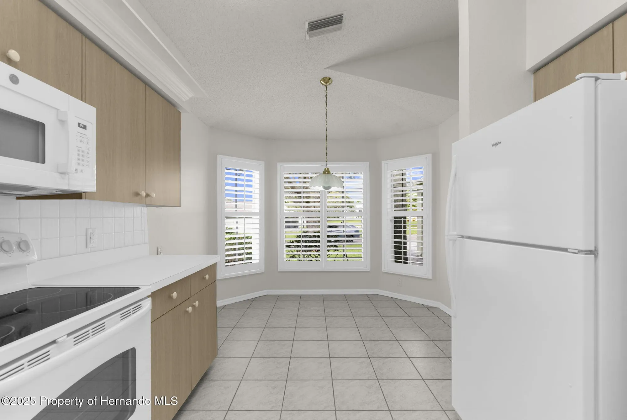 Property Slideshow image 23 of 31 | 7490 bridgewater ln, Spring Hill, FL, 34606