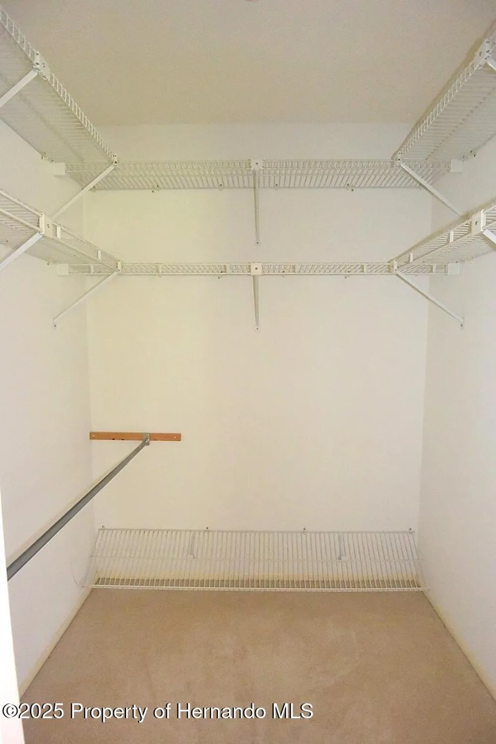 Property Slideshow image 17 of 36 | 2320 countryside dr, Spring Hill, FL, 34606