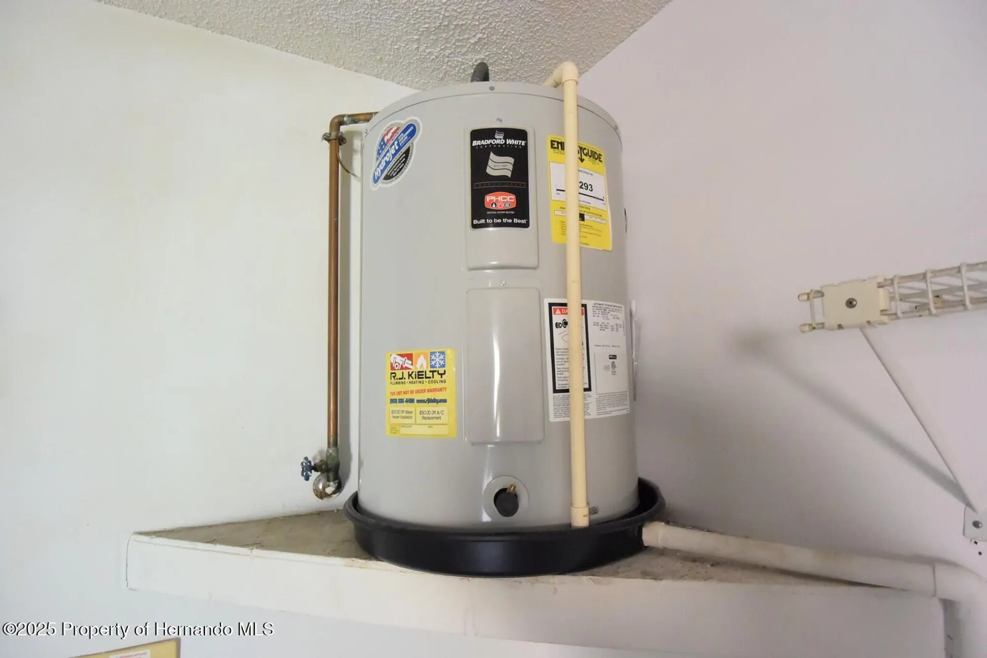 Property Slideshow image 34 of 36 | 2320 countryside dr, Spring Hill, FL, 34606