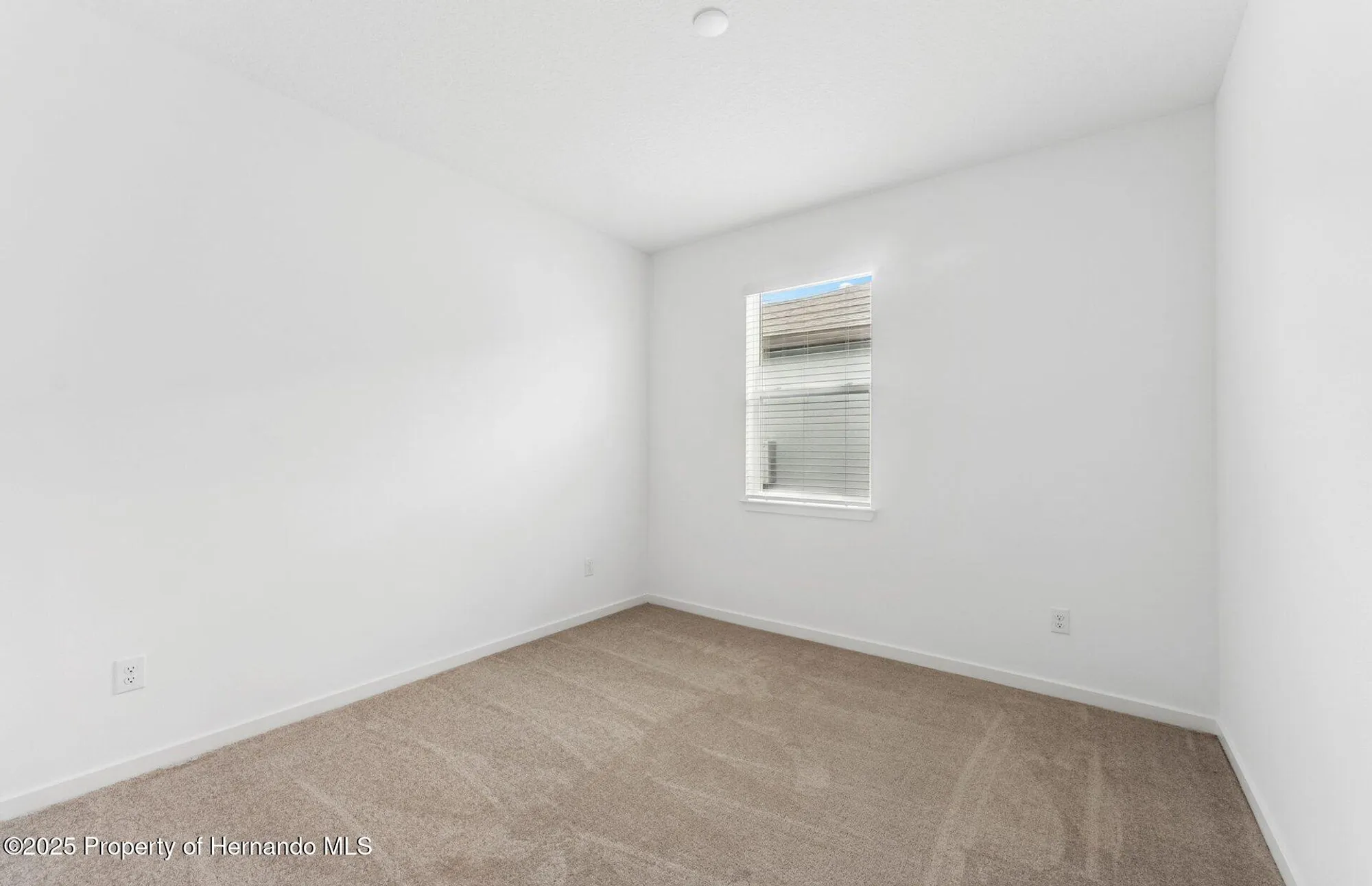 Property Slideshow image 9 of 31 | 13741 cyn rdg rd, Shady Hills, FL, 34610