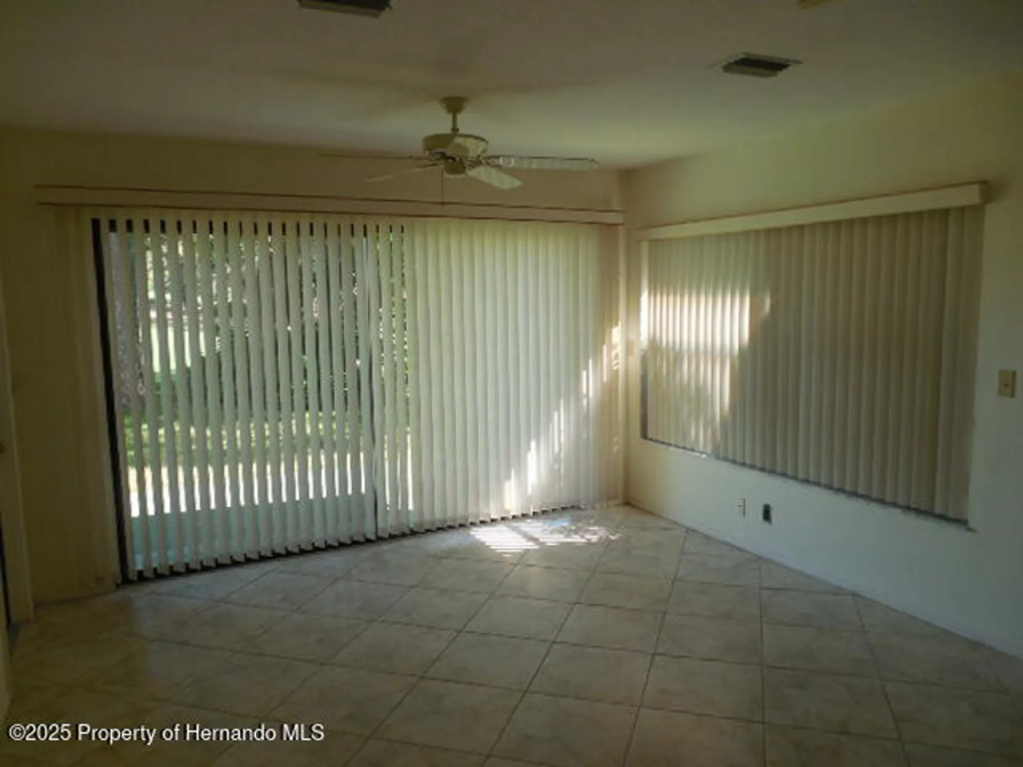 Property Slideshow image 11 of 33 | 7399 prince george ct, Spring Hill, FL, 34606