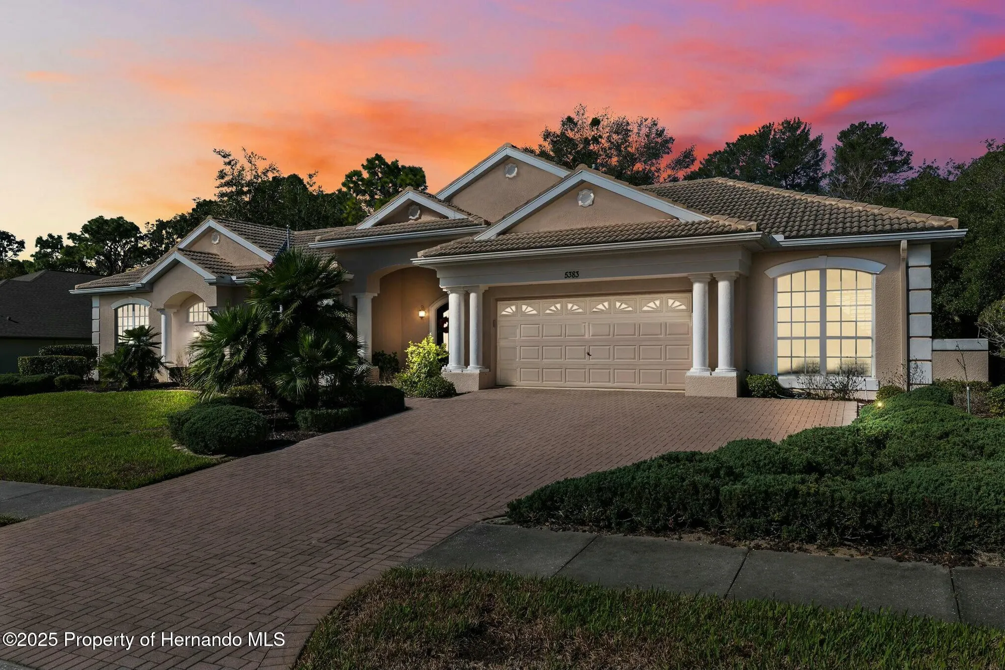 Property Slideshow image 3 of 121 | 5383 firethorn pt, Spring Hill, FL, 34609