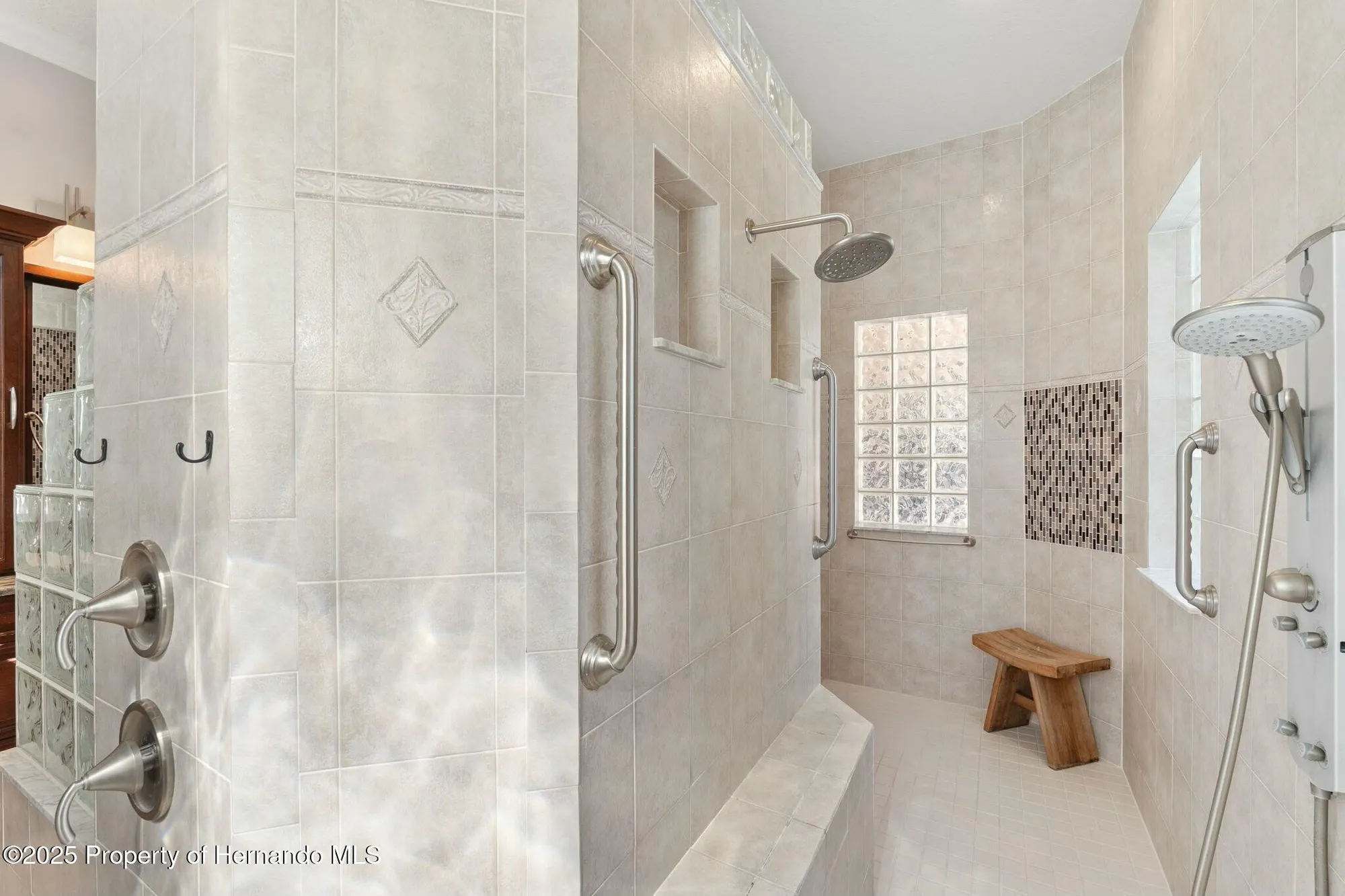 Property Slideshow image 41 of 121 | 5383 firethorn pt, Spring Hill, FL, 34609