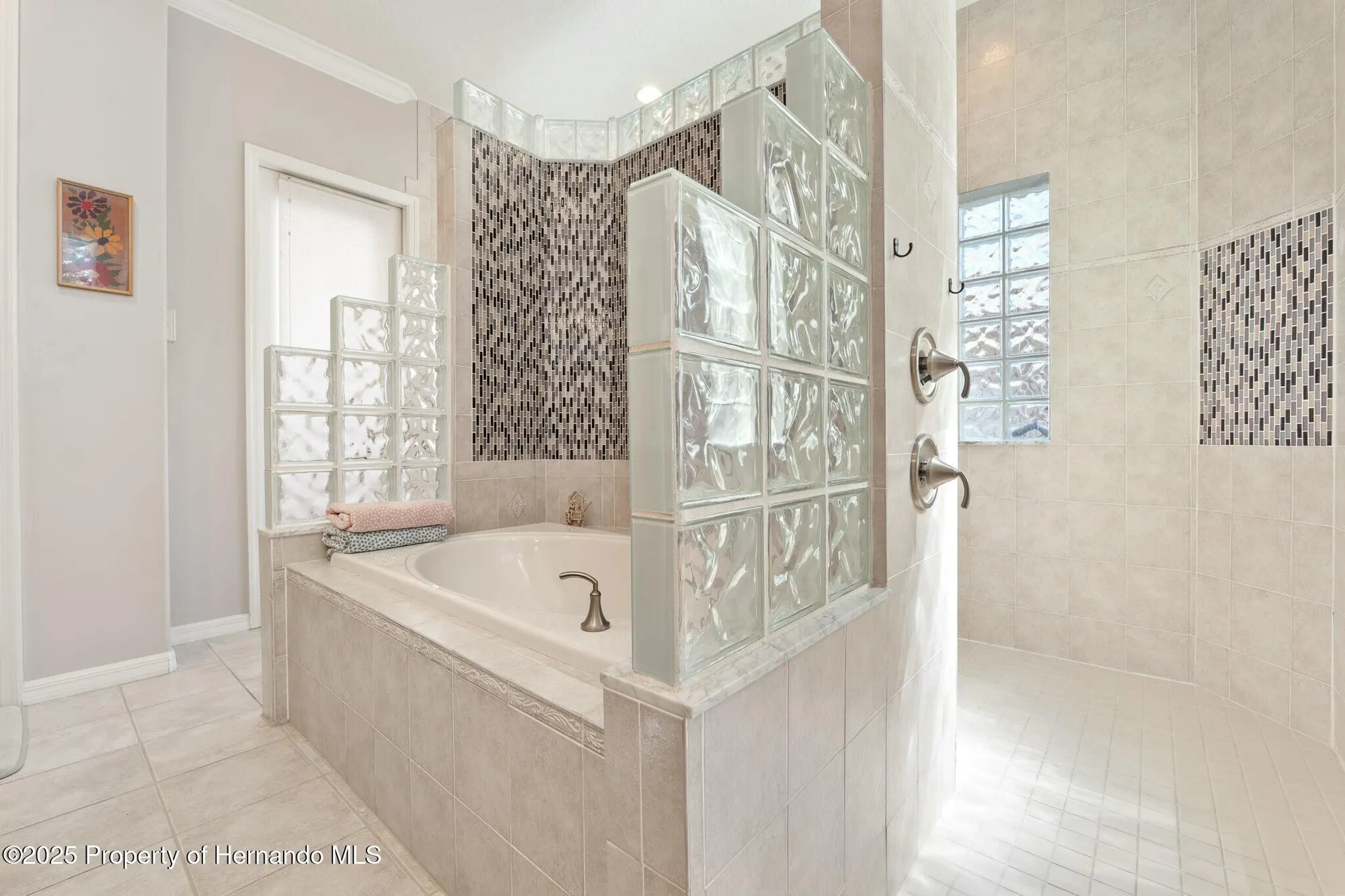 Property Slideshow image 43 of 121 | 5383 firethorn pt, Spring Hill, FL, 34609