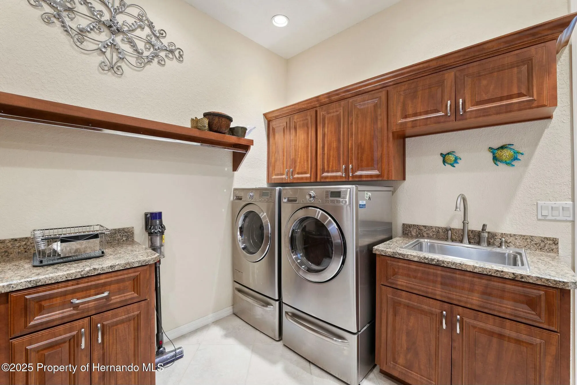 Property Slideshow image 56 of 121 | 5383 firethorn pt, Spring Hill, FL, 34609