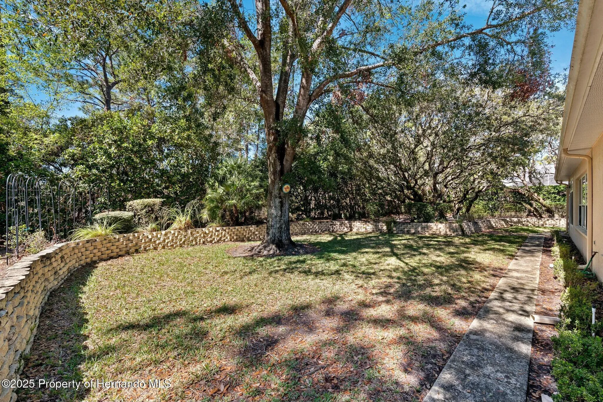 Property Slideshow image 65 of 121 | 5383 firethorn pt, Spring Hill, FL, 34609
