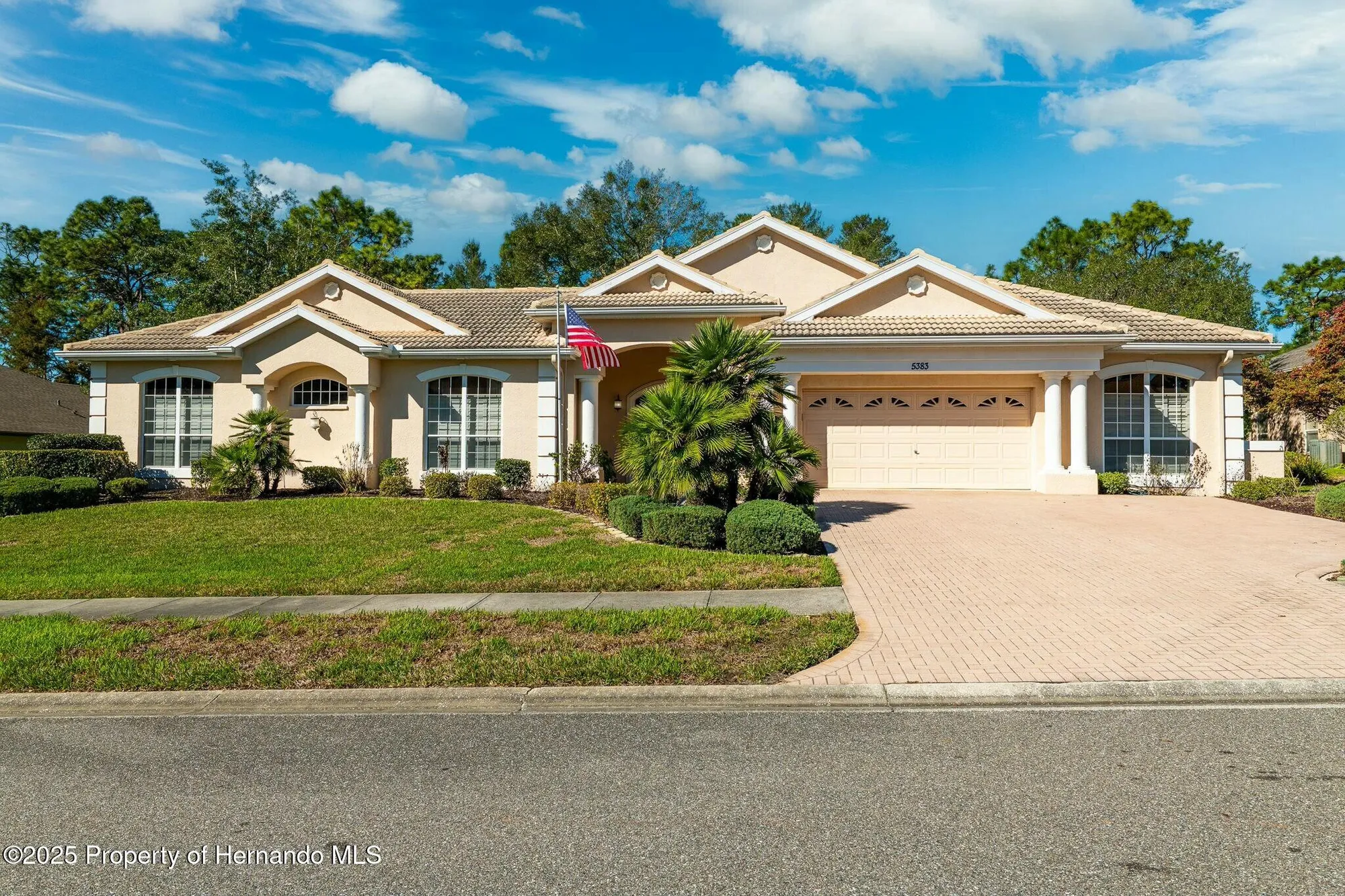 Property Slideshow image 1 of 121 | 5383 firethorn pt, Spring Hill, FL, 34609