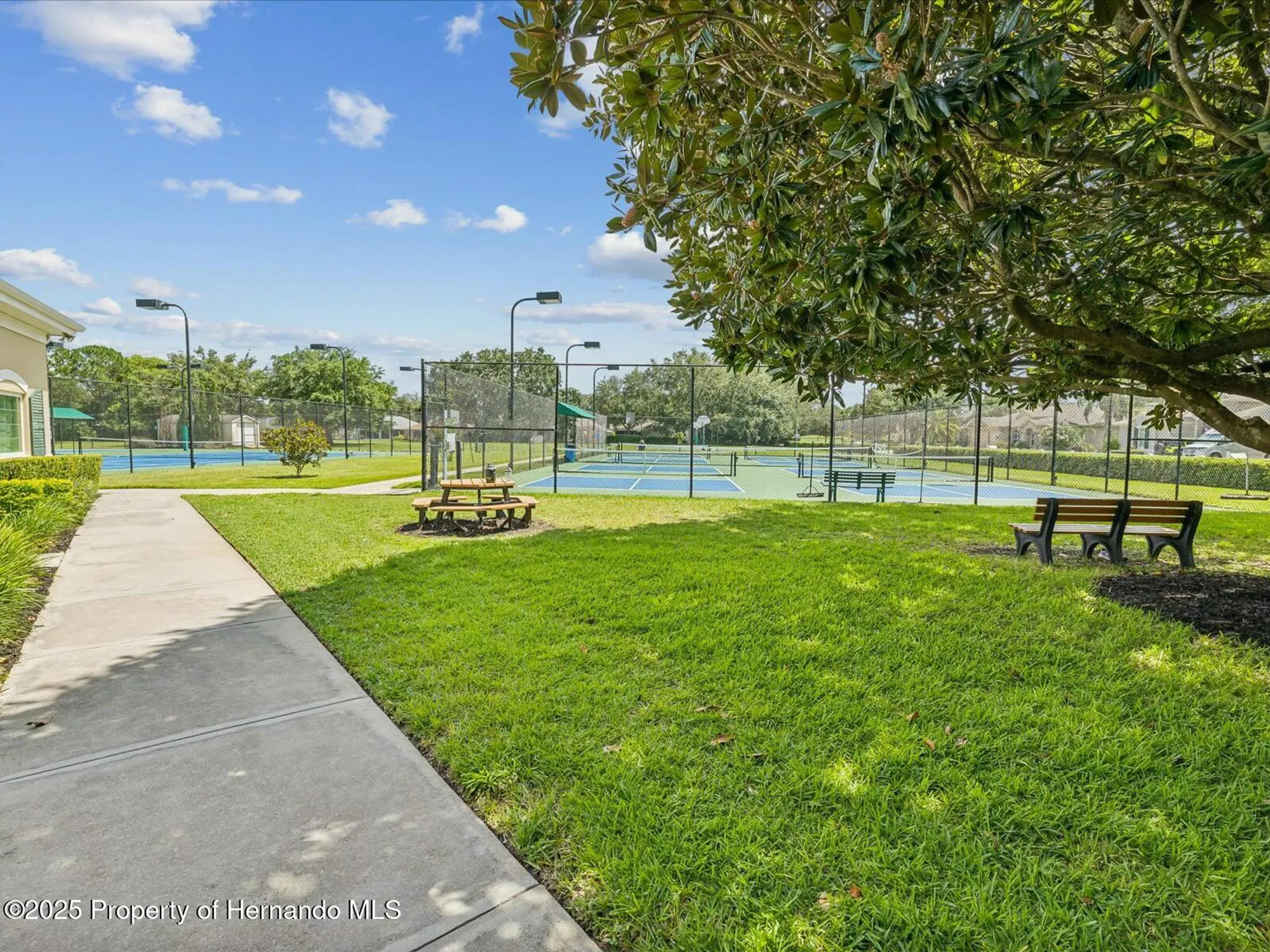 Property Slideshow image 81 of 121 | 5383 firethorn pt, Spring Hill, FL, 34609