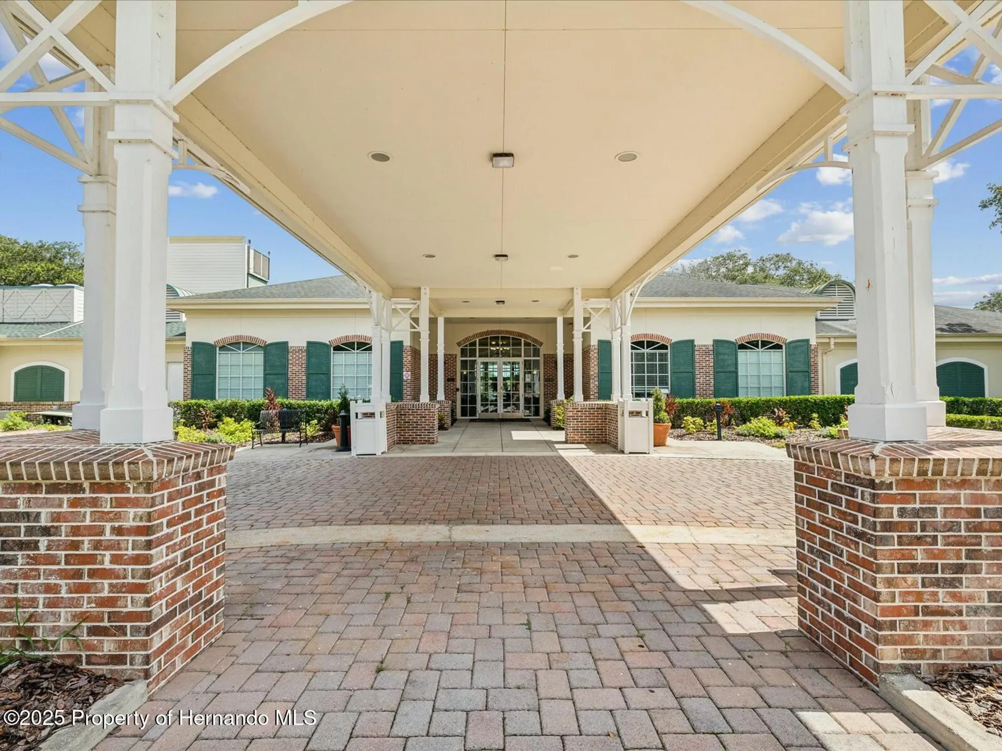 Property Slideshow image 88 of 121 | 5383 firethorn pt, Spring Hill, FL, 34609
