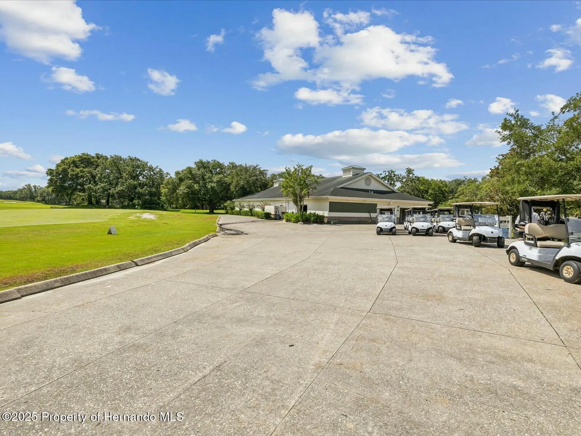 Property Slideshow image 94 of 121 | 5383 firethorn pt, Spring Hill, FL, 34609