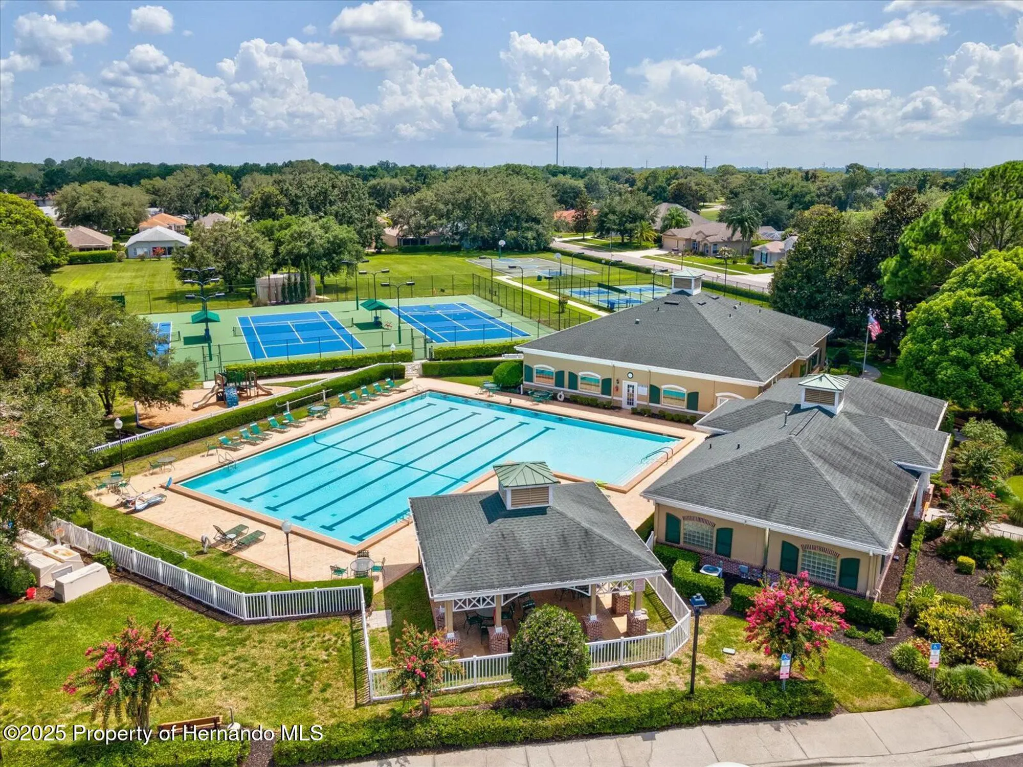 Property Slideshow image 112 of 121 | 5383 firethorn pt, Spring Hill, FL, 34609