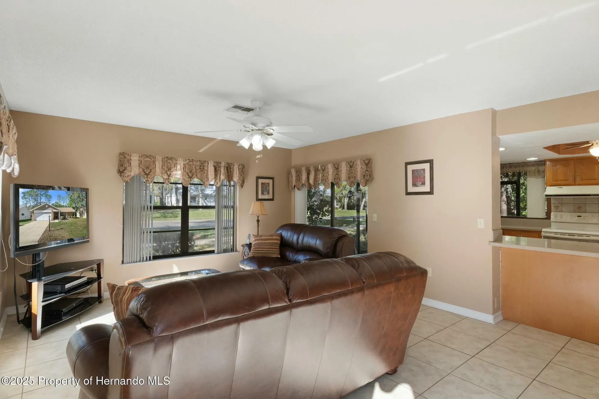 Property Slideshow image 16 of 70 | 2193 pebble beach dr, Spring Hill, FL, 34606
