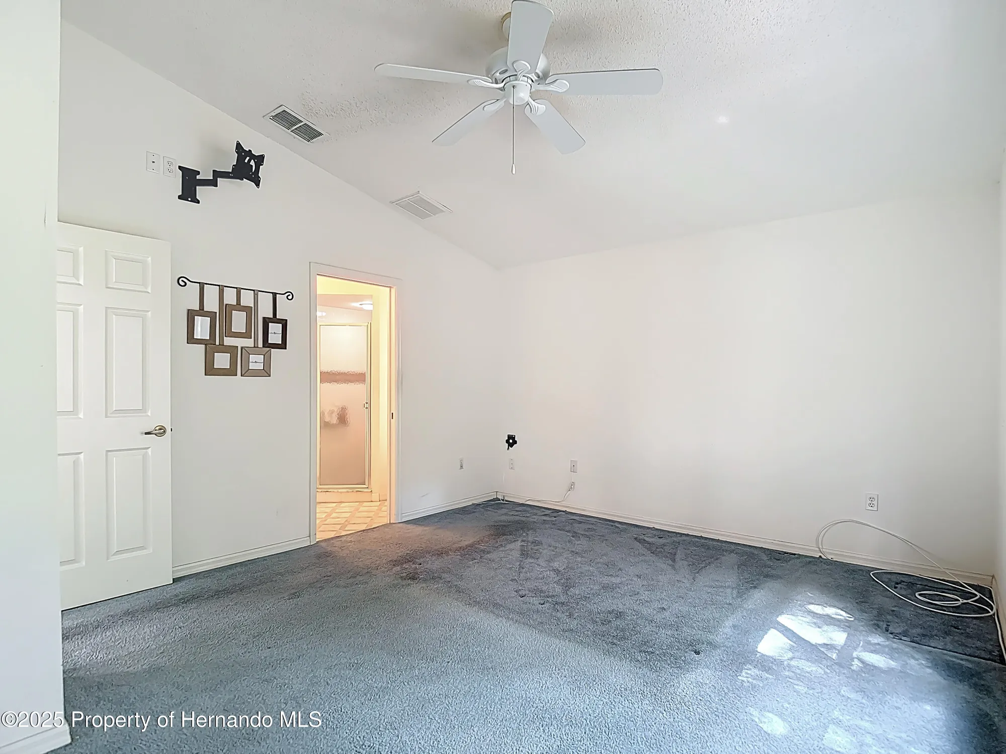 Property Slideshow image 9 of 19 | 11218 heathrow ave, Spring Hill, FL, 34609