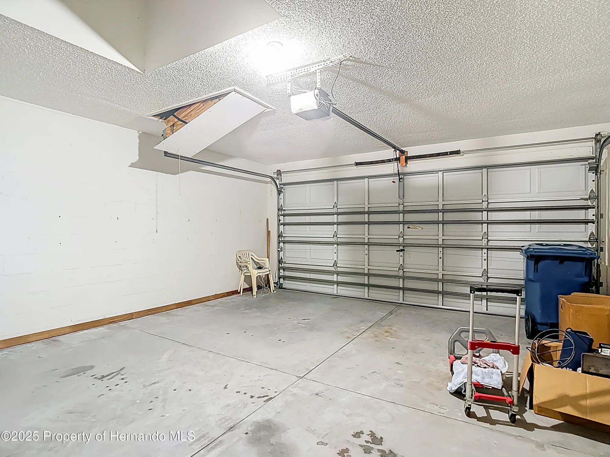 Property Slideshow image 14 of 19 | 11218 heathrow ave, Spring Hill, FL, 34609