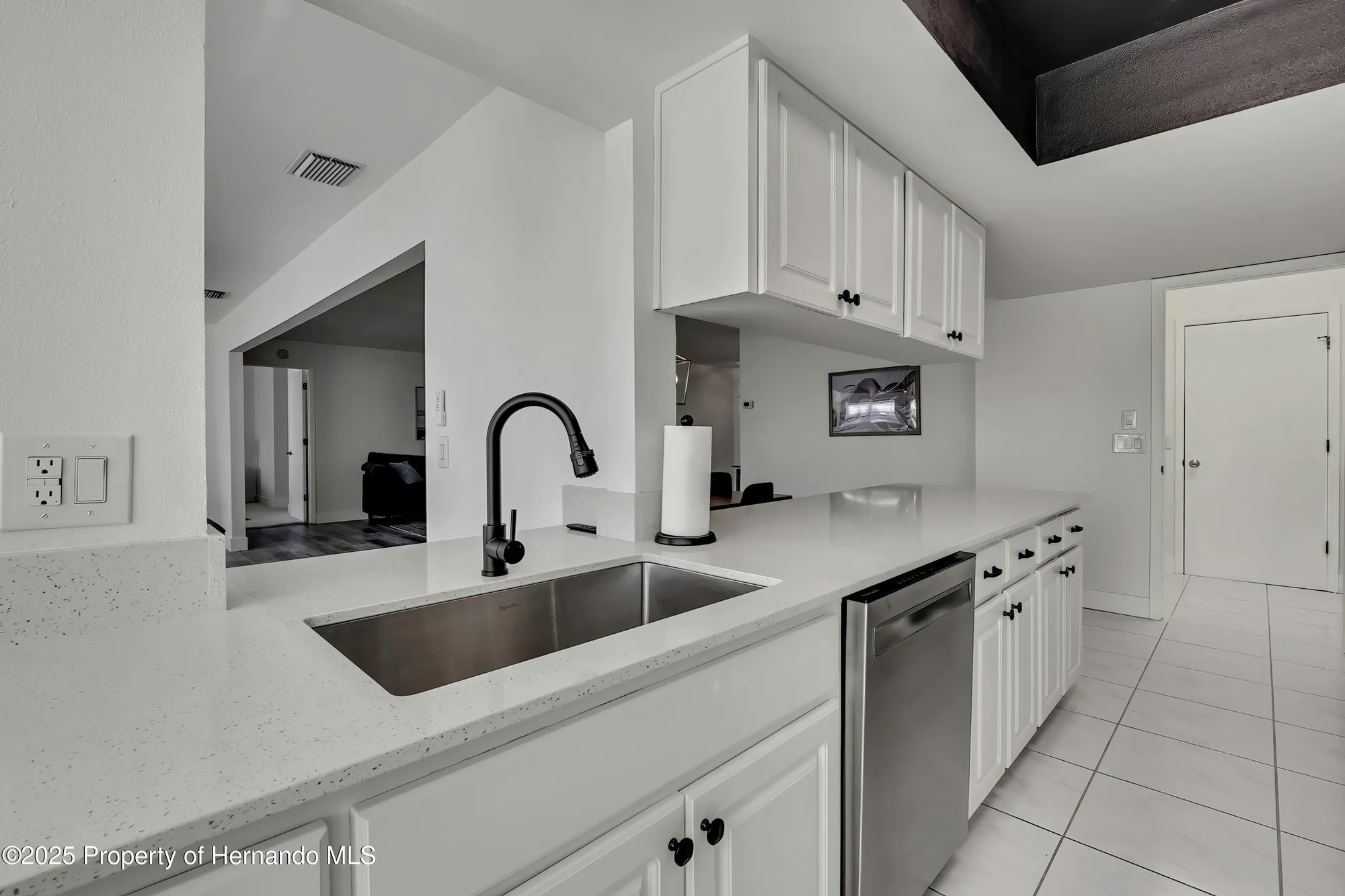 Property Slideshow image 4 of 30 | 7231 big bend dr, Spring Hill, FL, 34606