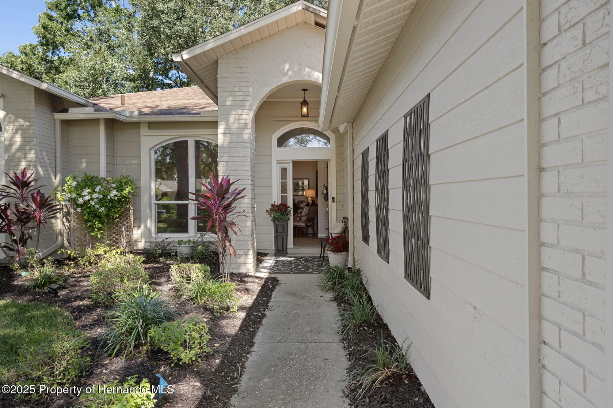 Property Slideshow image 5 of 100 | 3048 eagle bend rd, Spring Hill, FL, 34606