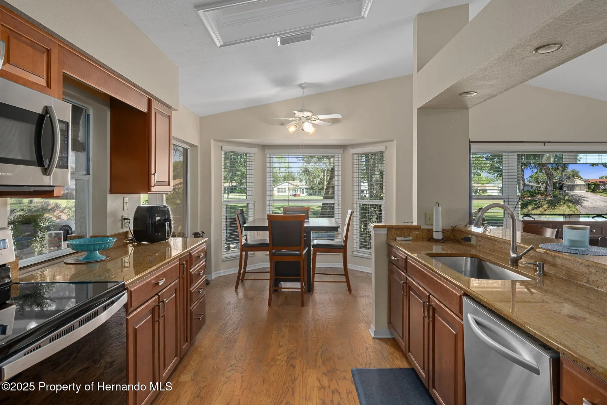 Property Slideshow image 13 of 100 | 3048 eagle bend rd, Spring Hill, FL, 34606