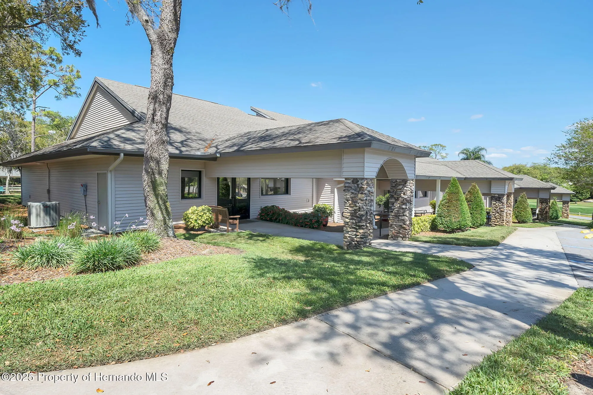 Property Slideshow image 71 of 100 | 3048 eagle bend rd, Spring Hill, FL, 34606