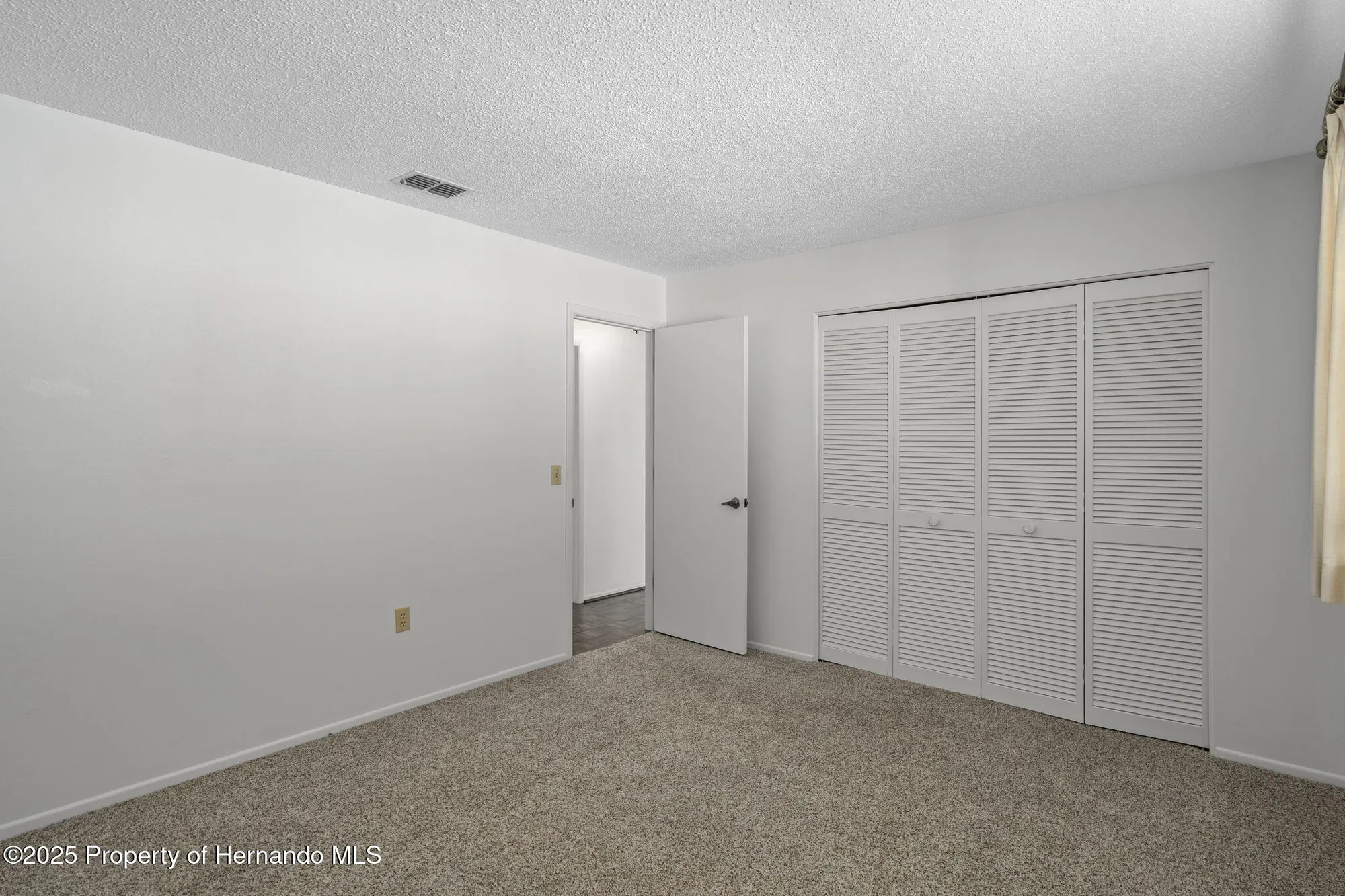 Property Slideshow image 27 of 86 | 2391 westchester blvd, Spring Hill, FL, 34606
